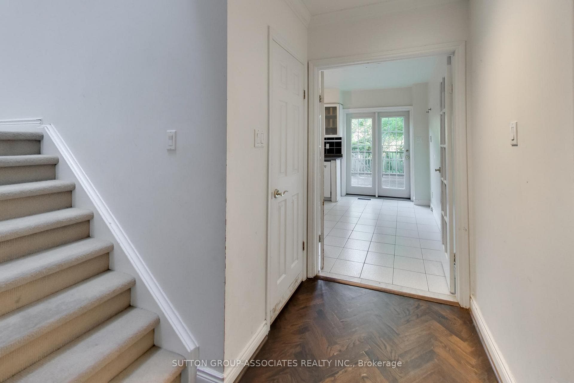 93 Helena Avenue photo 6