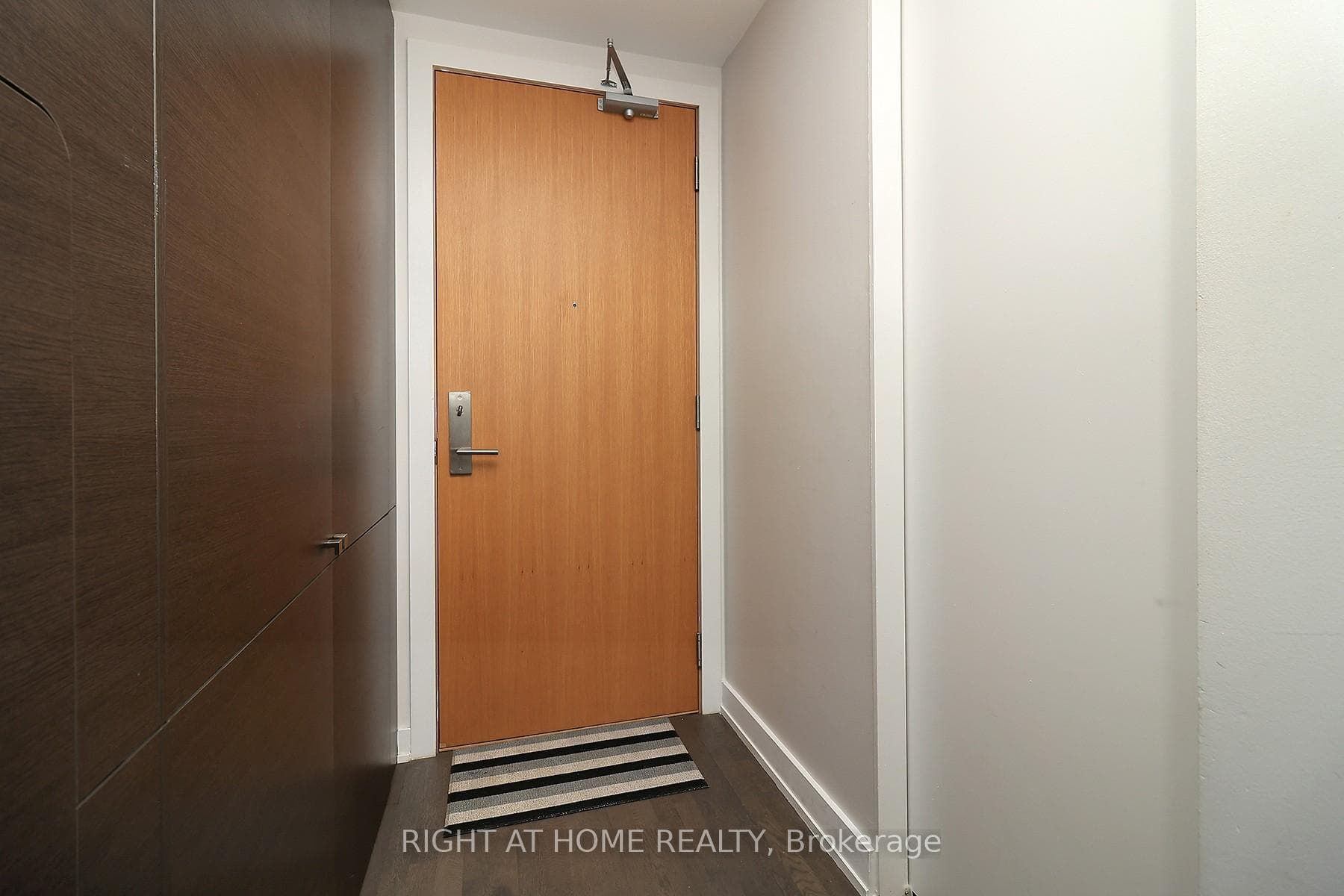 629 King Street Unit 1112 photo 19