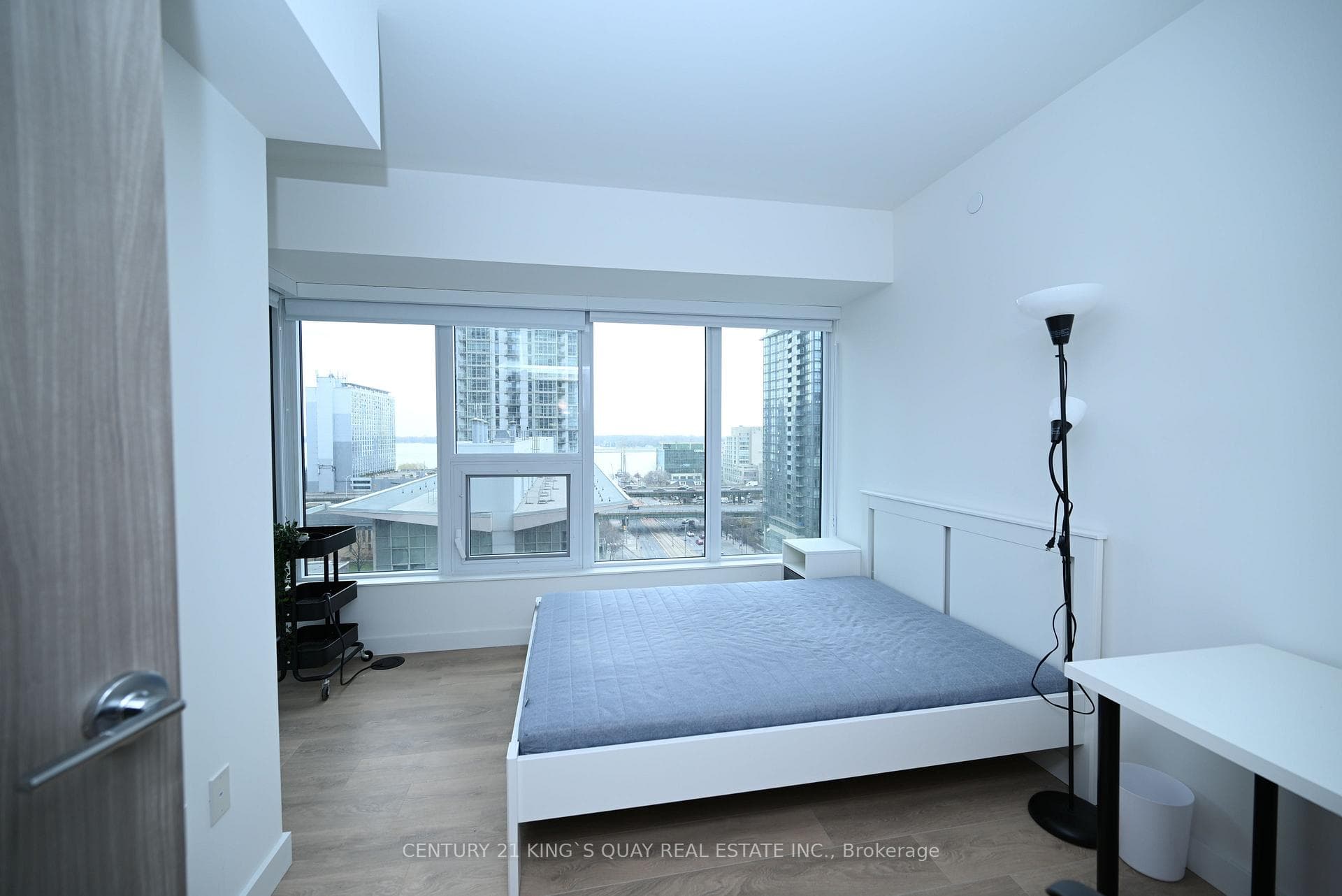 3 Concord Cityplace Way Unit 1021 photo 14