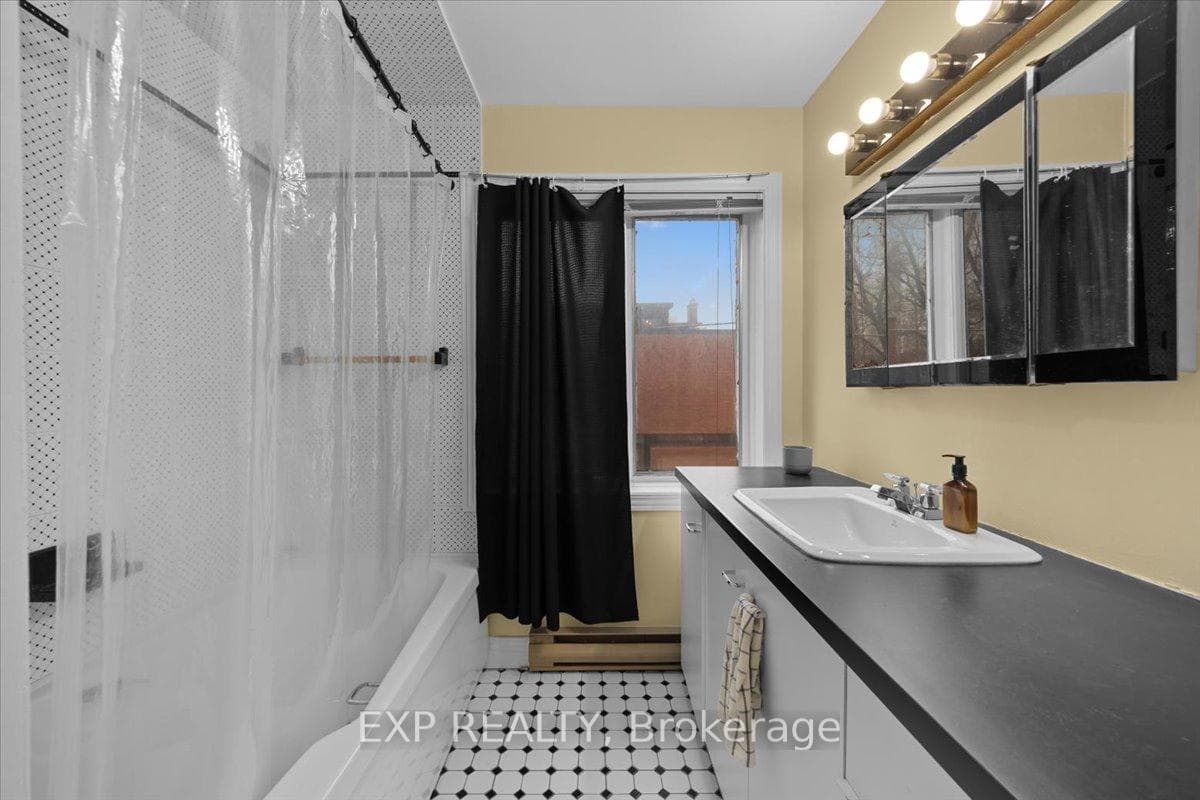 40 Lewis Street photo 23