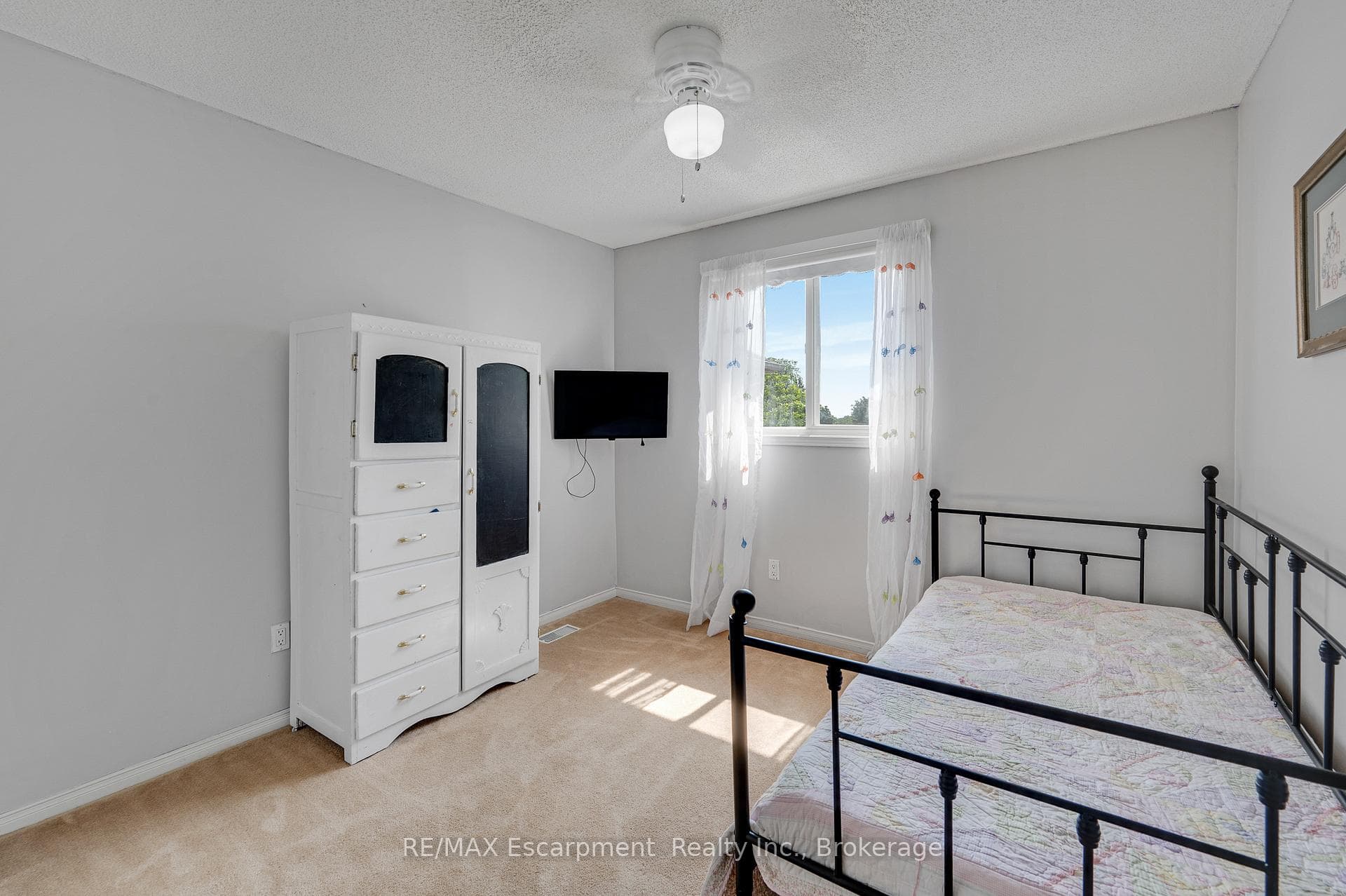 409 Jacqueline Boulevard photo 22