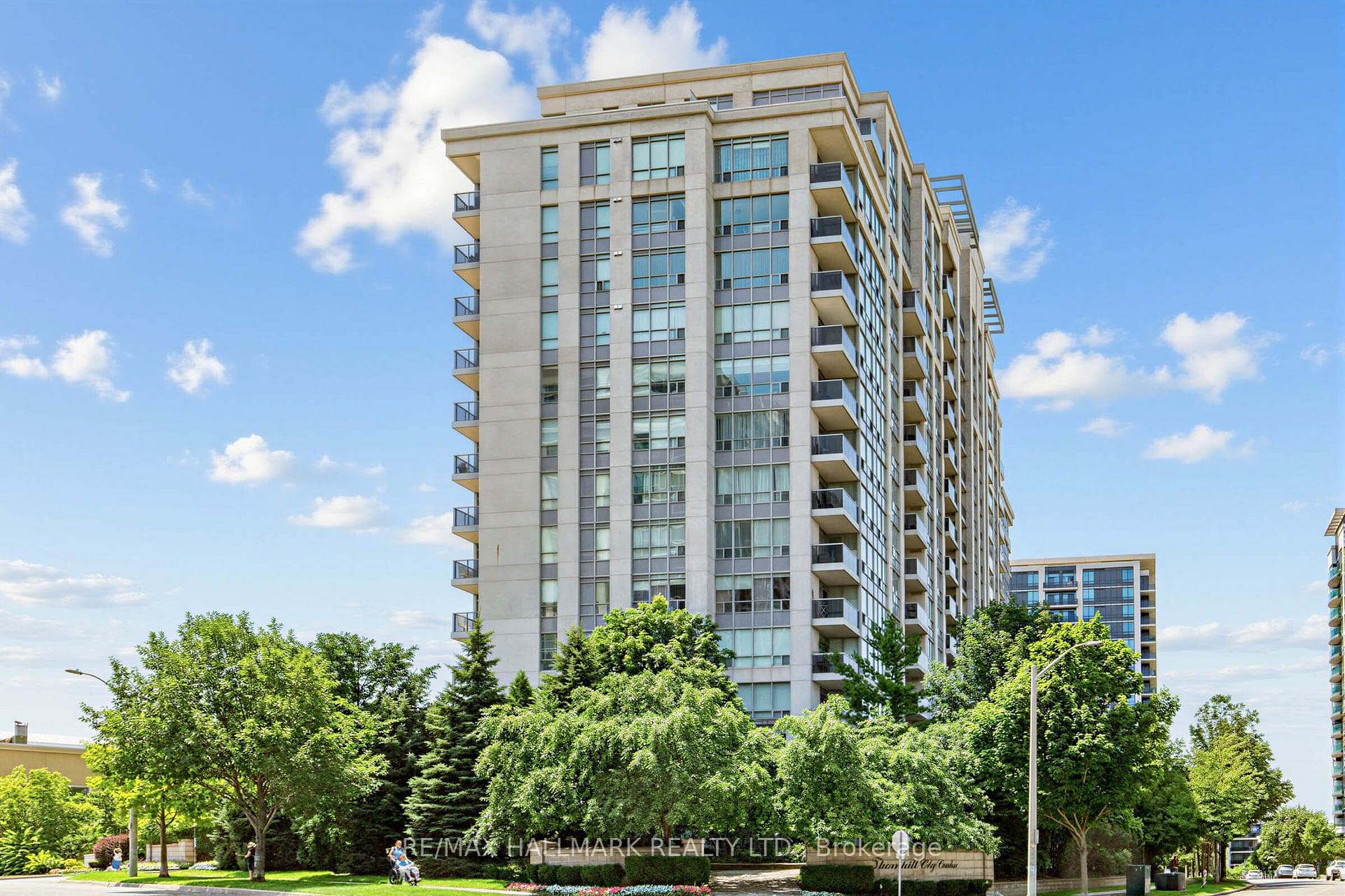 50 Disera Drive Unit 1206 photo 1
