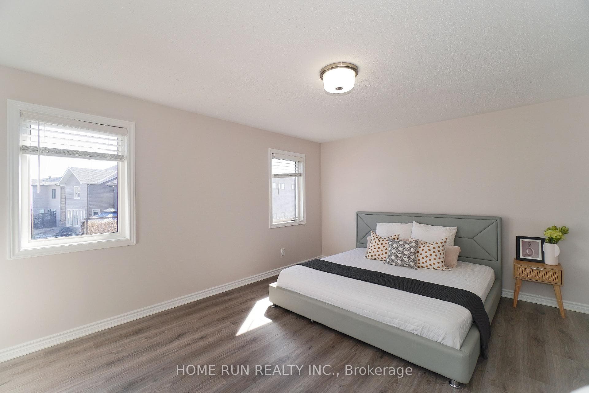 572 COPE Drive photo 27