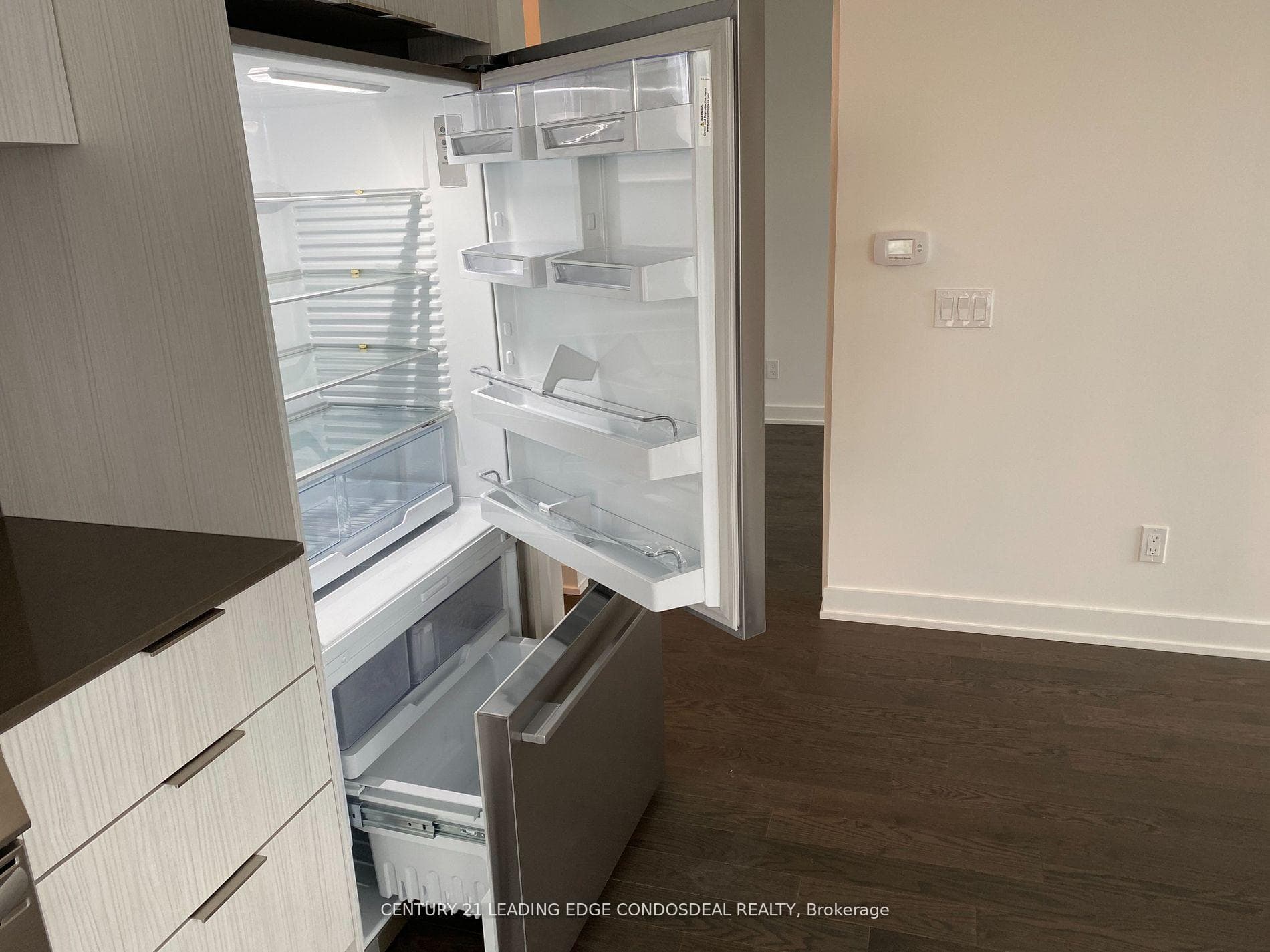 25 Richmond Street Unit 2511 photo 5