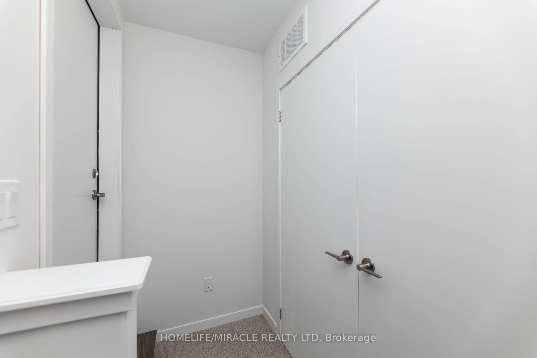 20 Lloyd Jane Lane Unit 166 photo 32