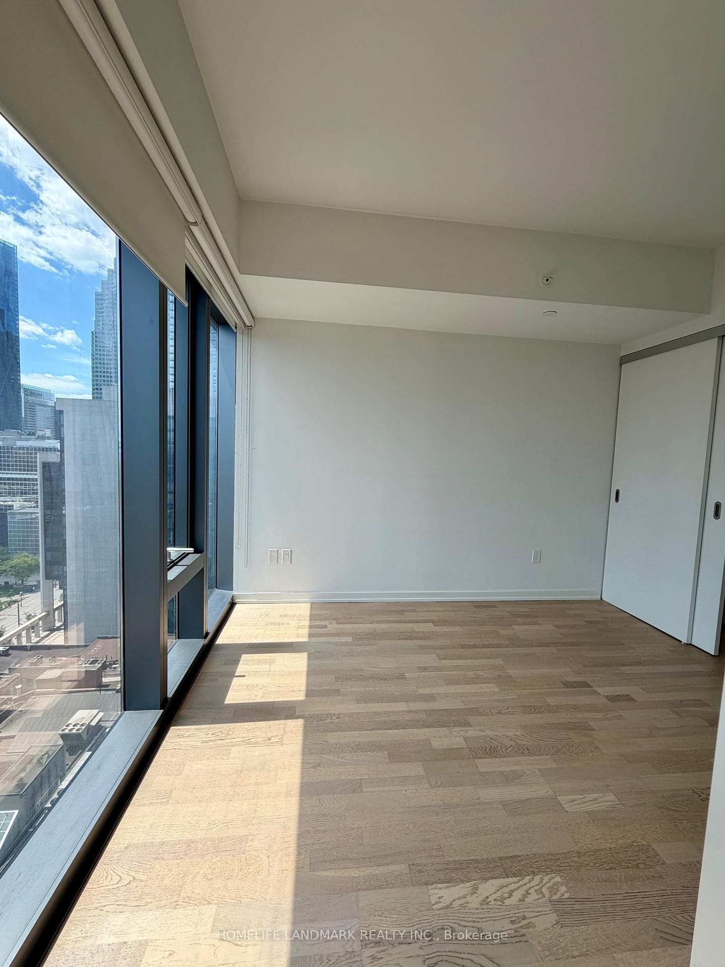60 Colborne Street Unit 1703 photo 6