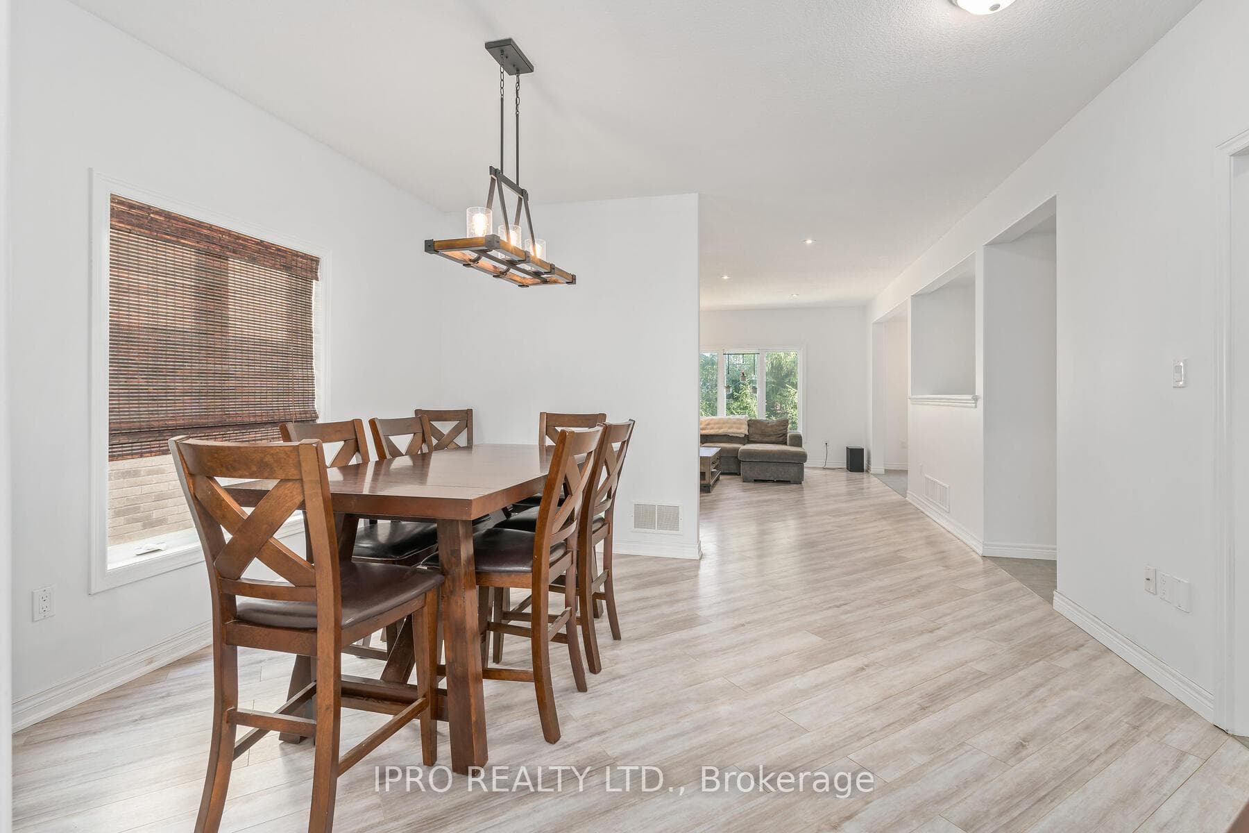81 Wardlaw Avenue photo 10