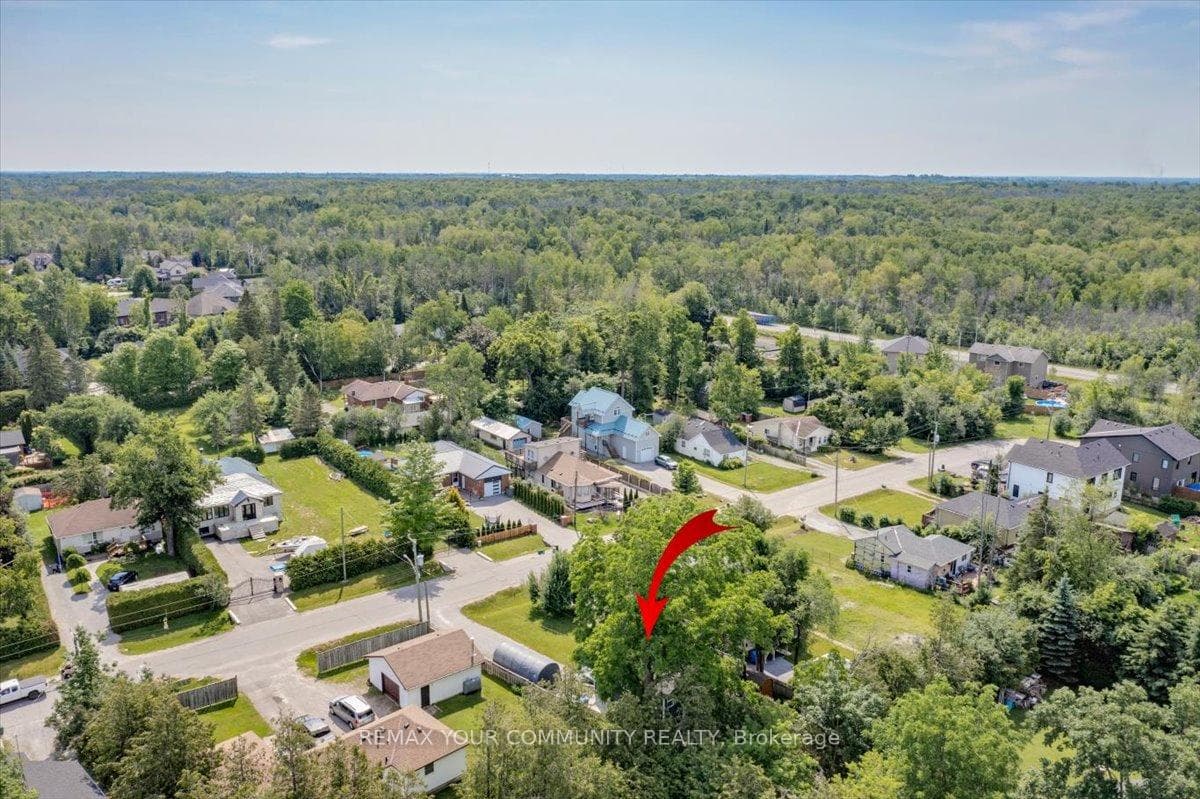 17 Farley Circle photo 35
