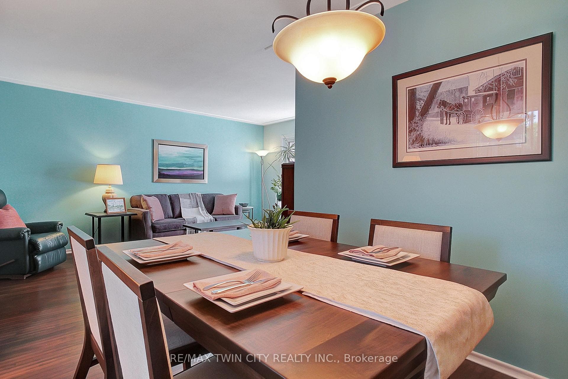 11 Duncairn Avenue photo 12