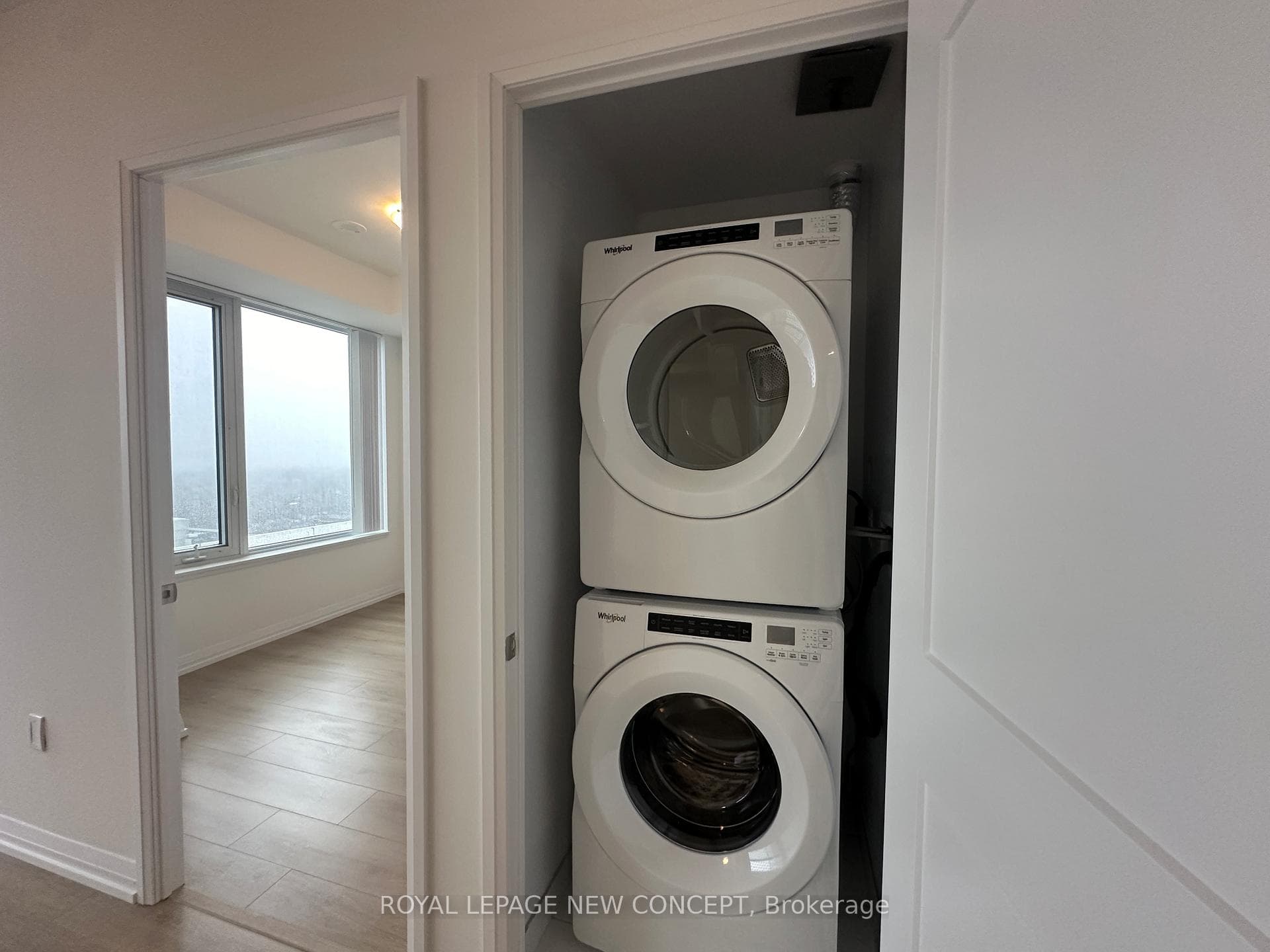 50 Dunfield Avenue Unit 3211 photo 17