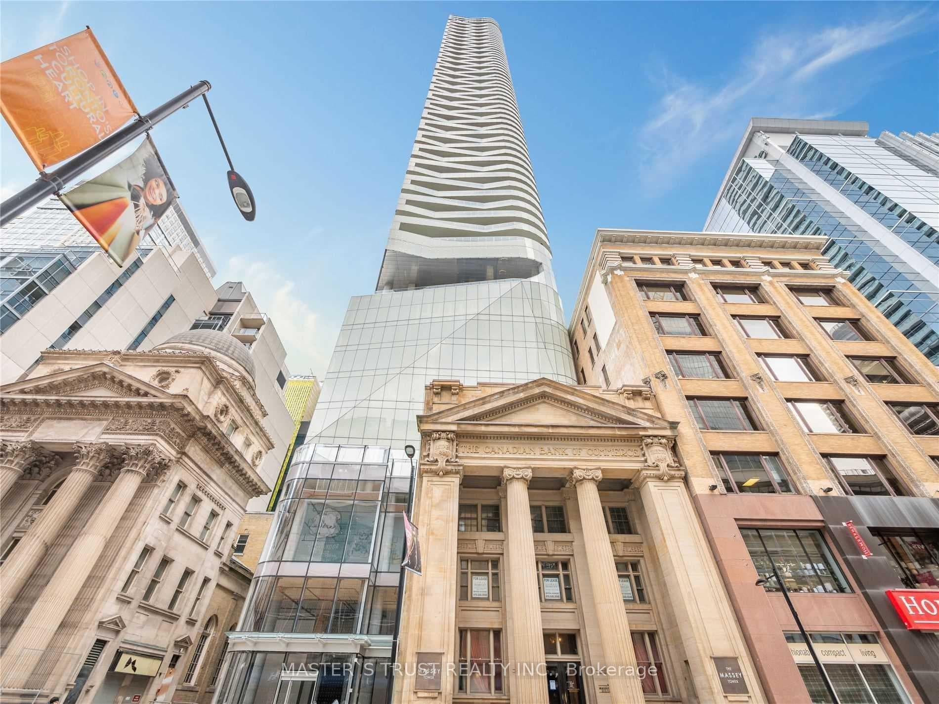 197 Yonge Street Unit 2609 photo 1