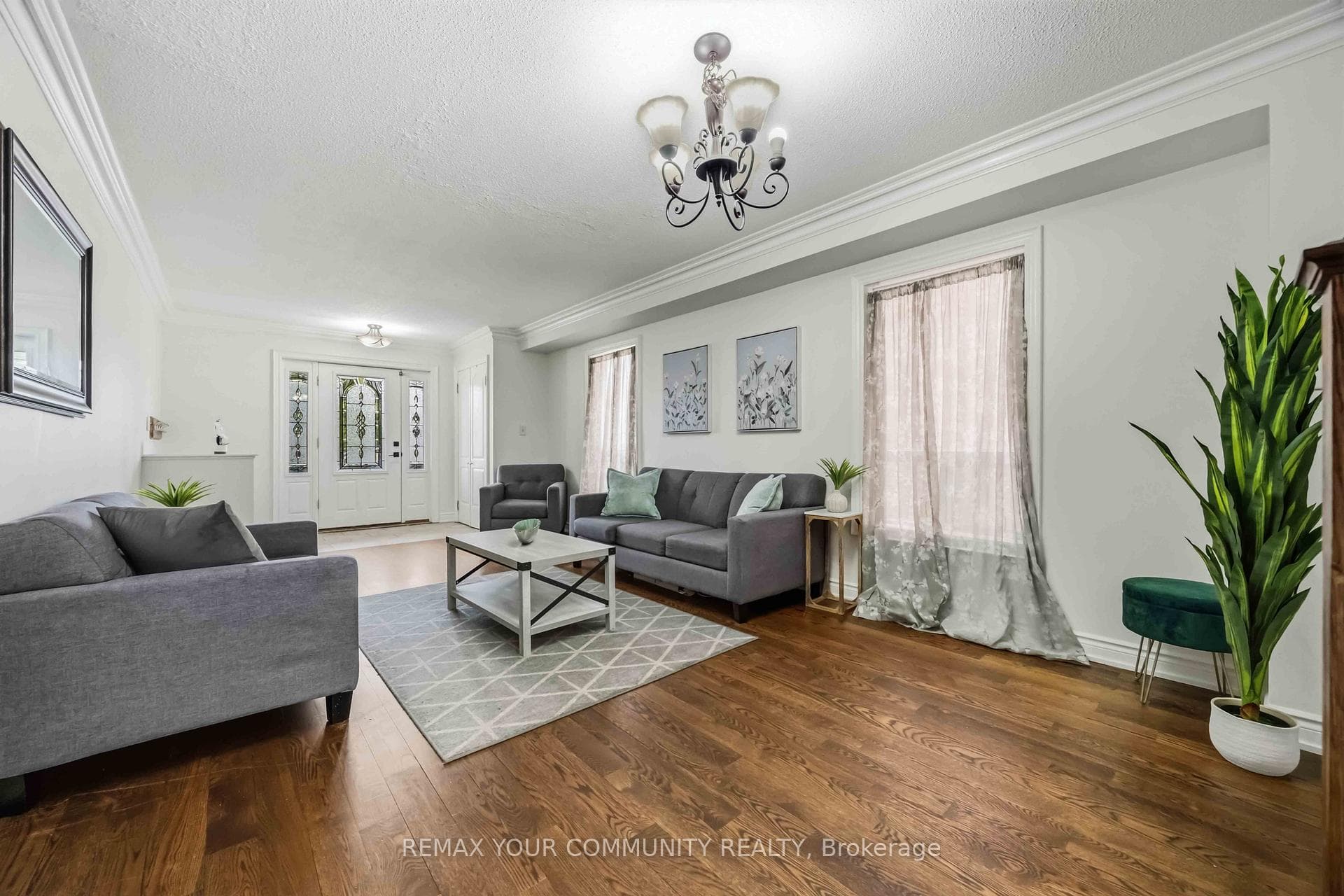 56 Hirst Avenue photo 5