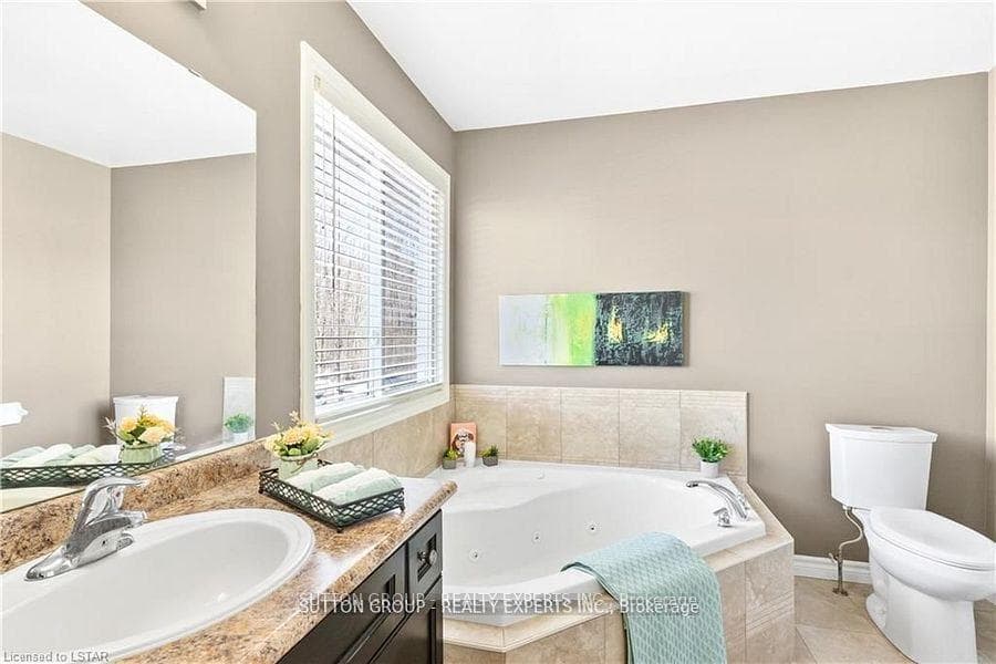 1186 Smither Road Unit Upper photo 27