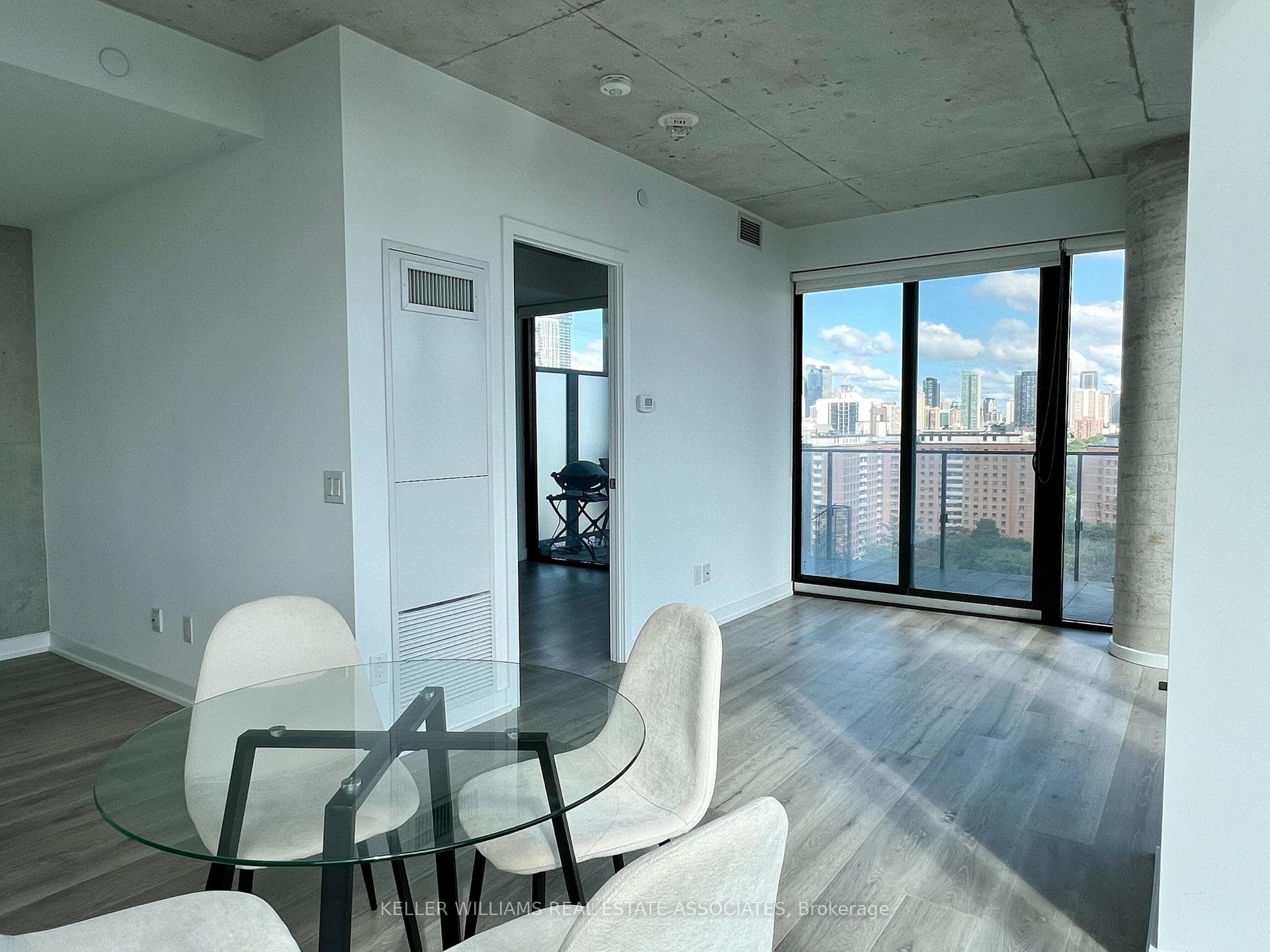 55 Ontario Street Unit 1703 photo 5