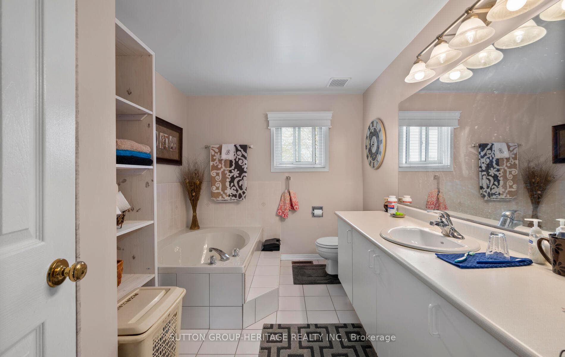 143 Apple Blossom Boulevard photo 10