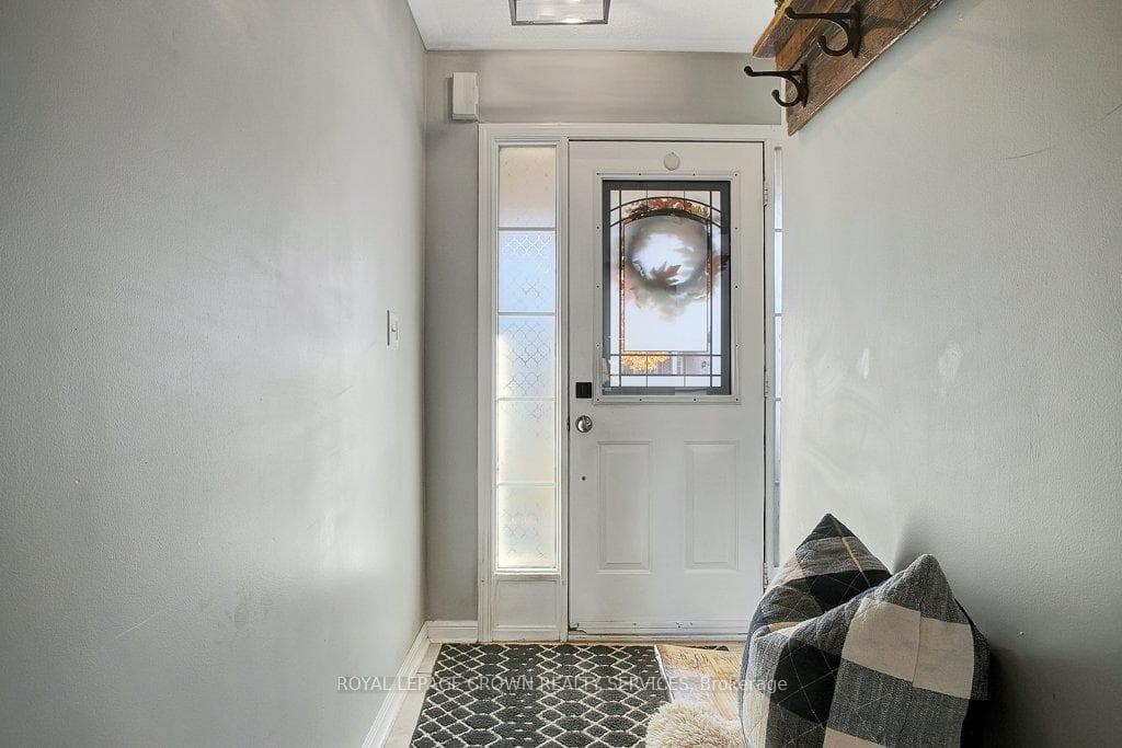 45 Nancroft Crescent photo 3