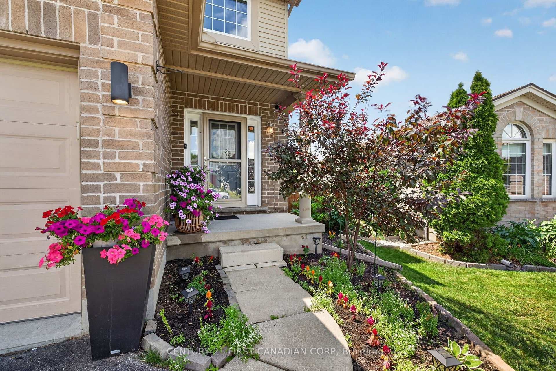 1213 Smither Road photo 3