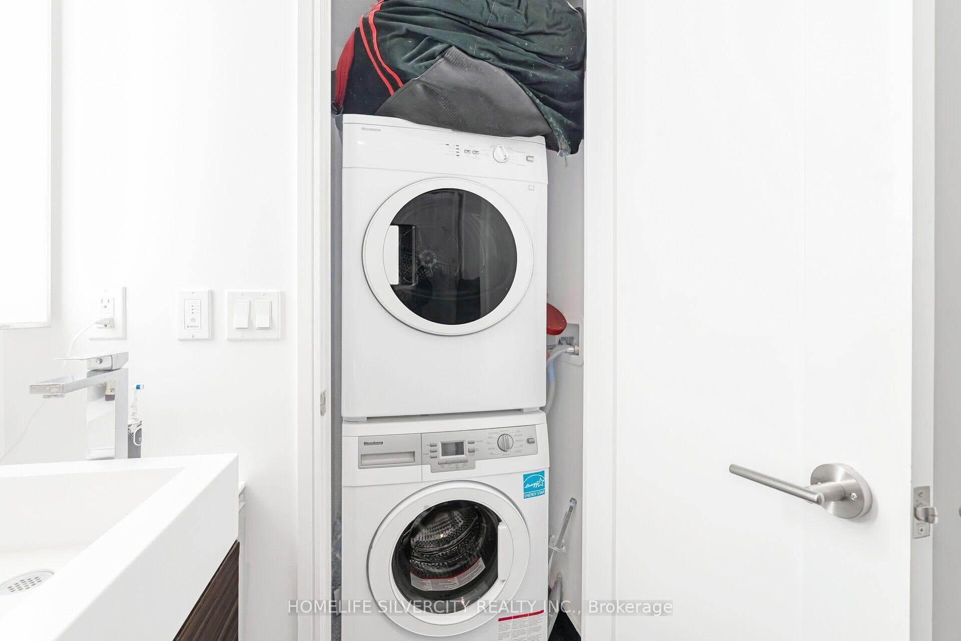 88 Scott Street Unit 3110 photo 31