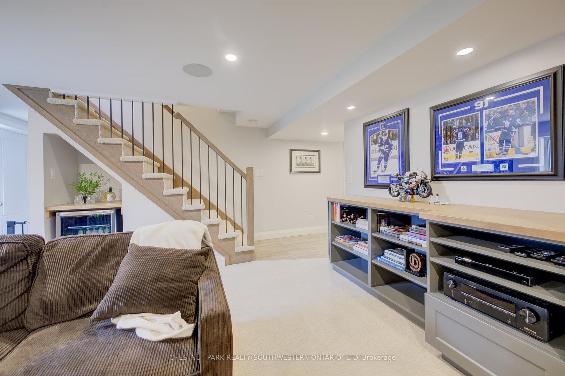 45 Uplands Drive photo 25