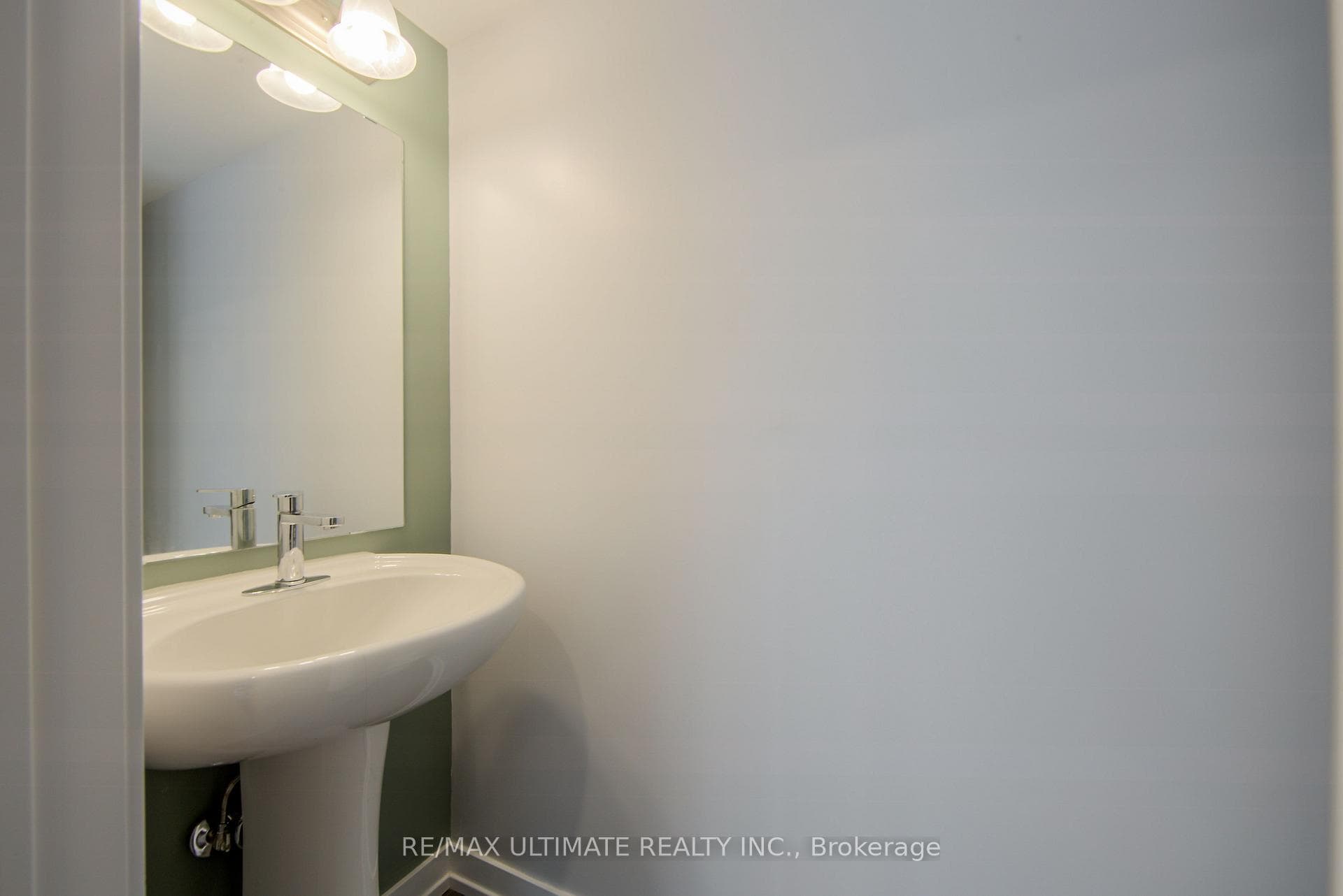 30 Dunsheath Way Unit 512 photo 12