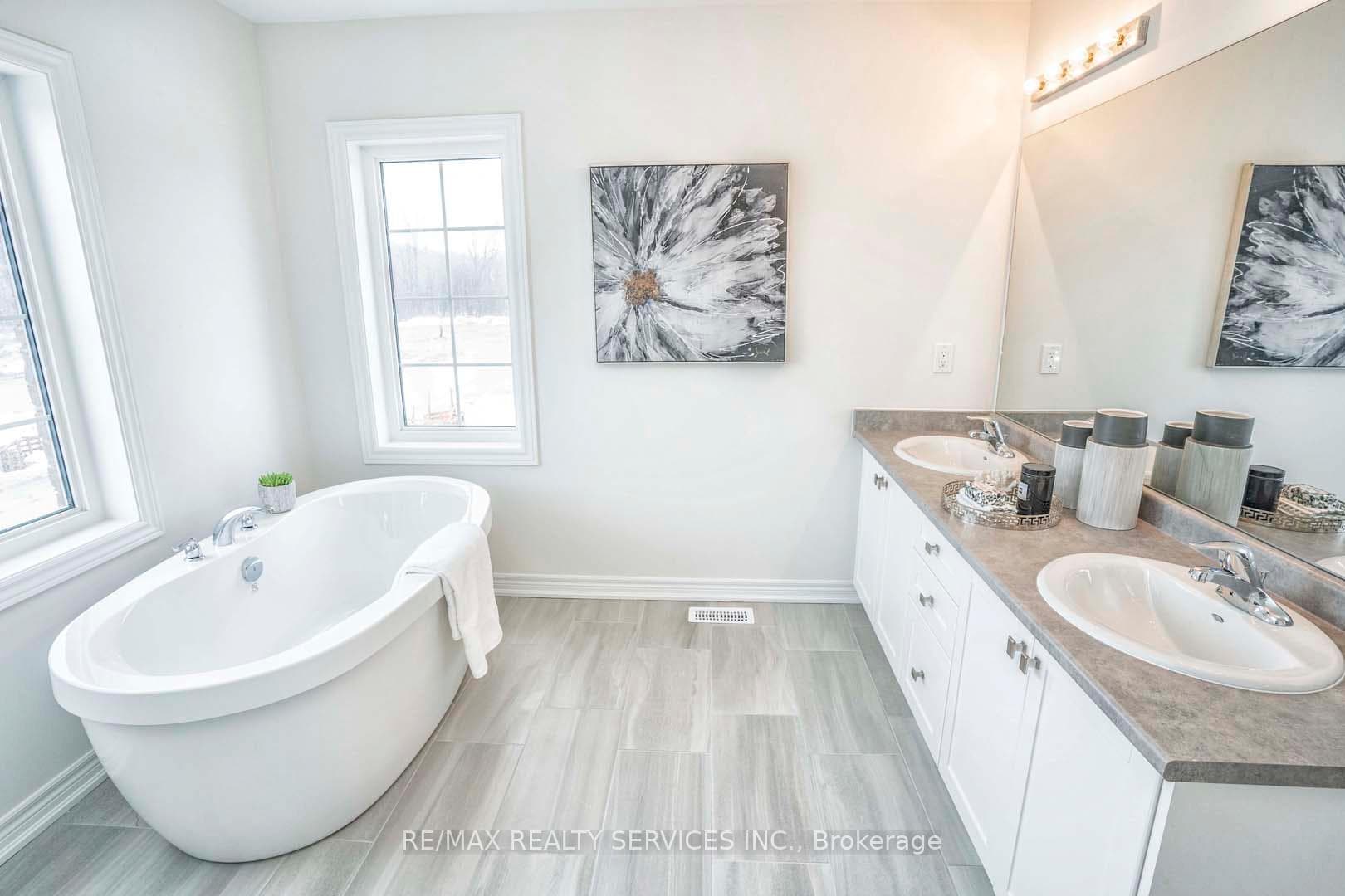 525 Red Elm Road photo 18