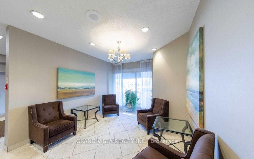 10 Dean Park Road Unit 905 photo 4