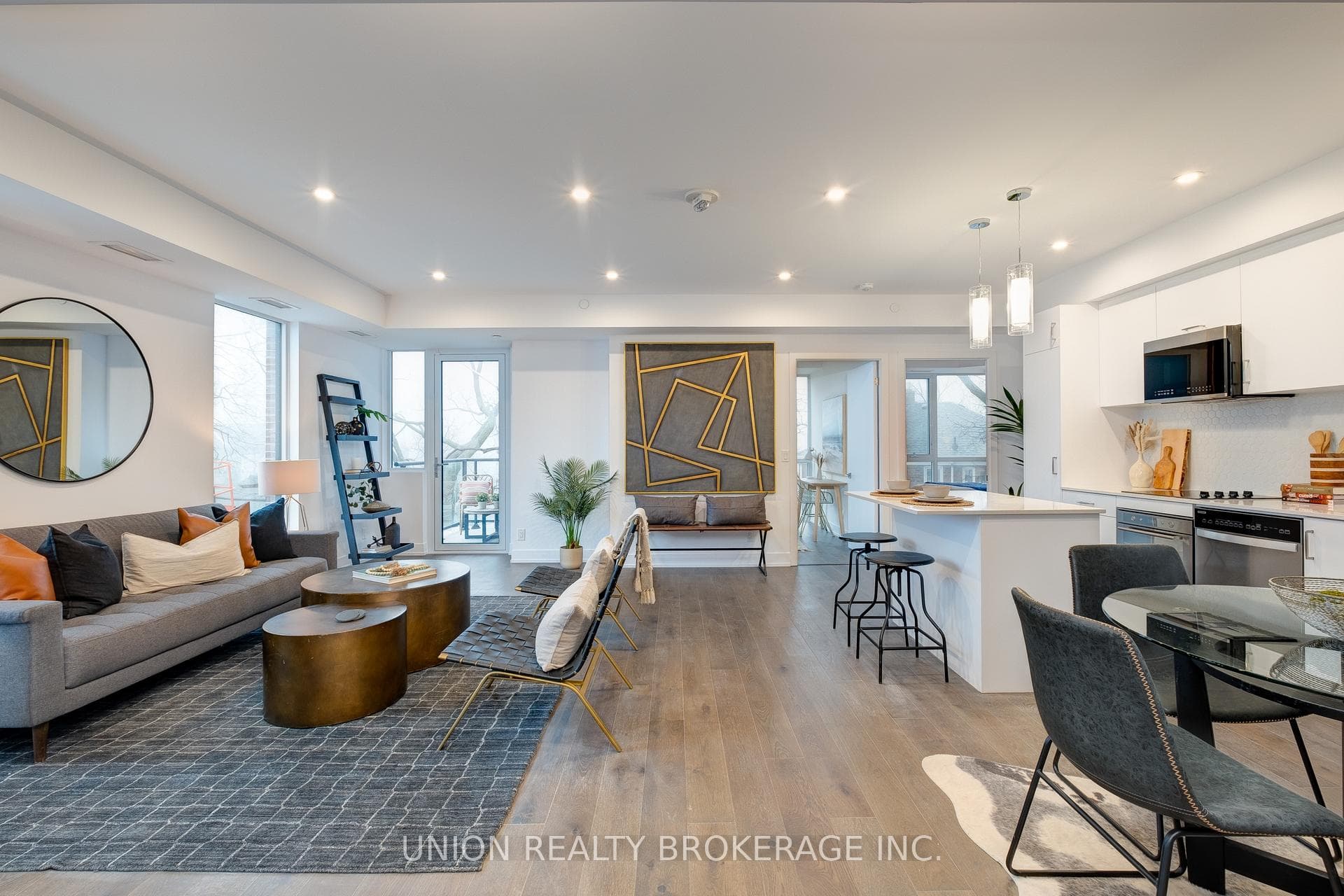 1316 Kingston Road Unit 209 photo 3