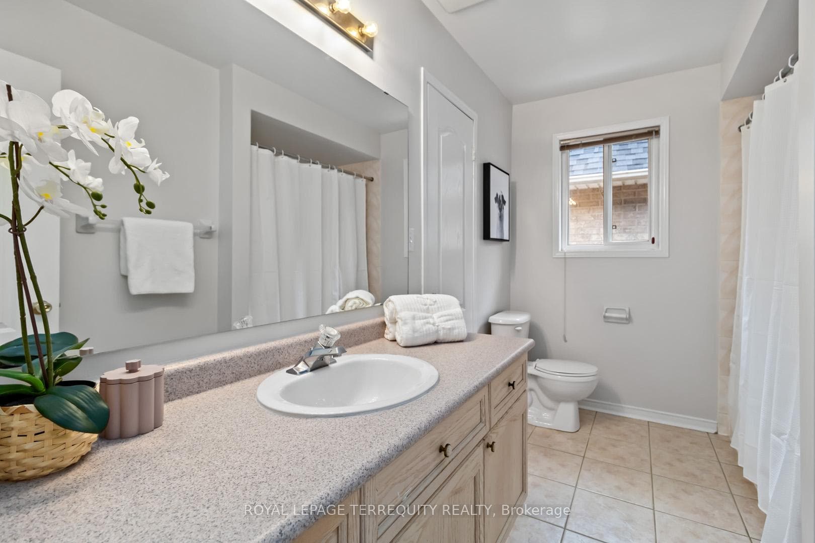 1096 Galesway Boulevard photo 27