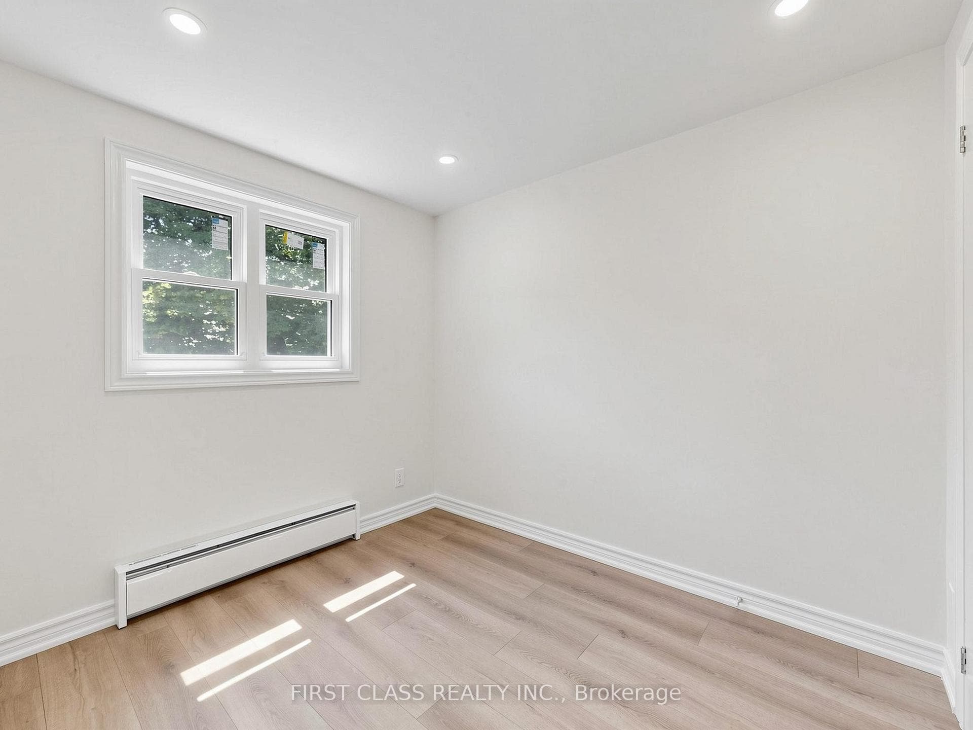 850 Huntingwood Drive Unit 38 photo 23