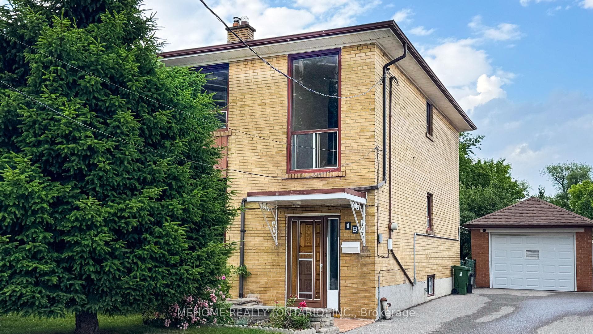 19 Sonnet Court photo 1