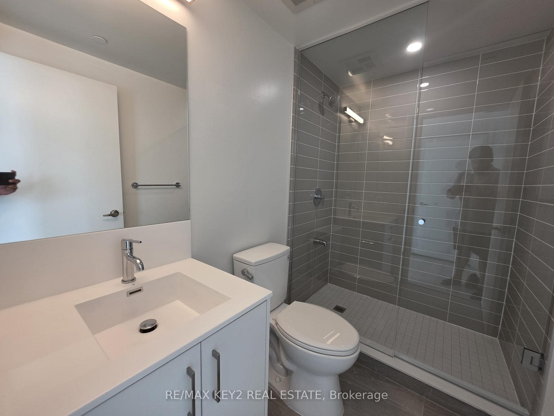 4010 Eglinton Avenue Unit 706 photo 9