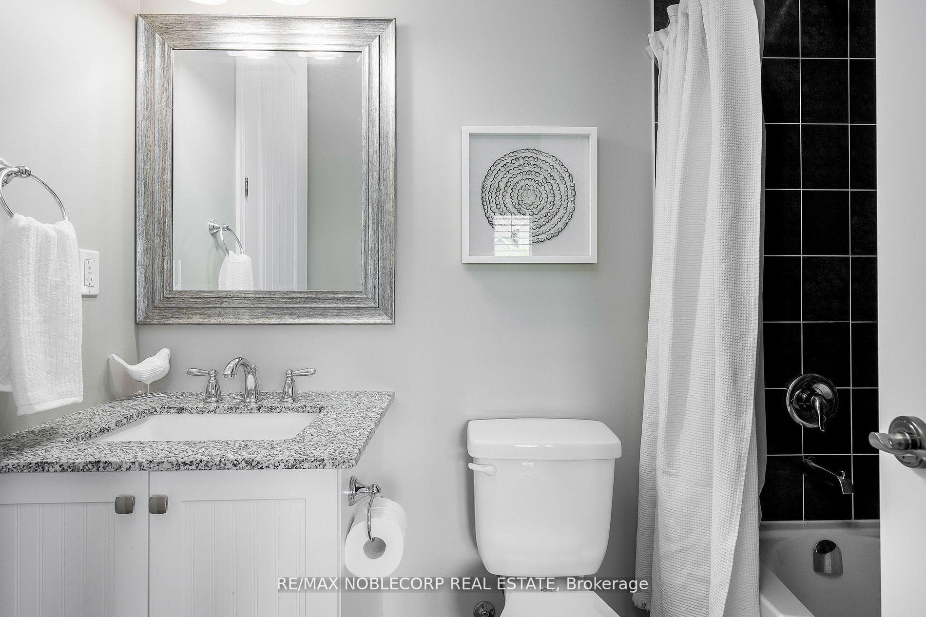 22 Hughes Street photo 23