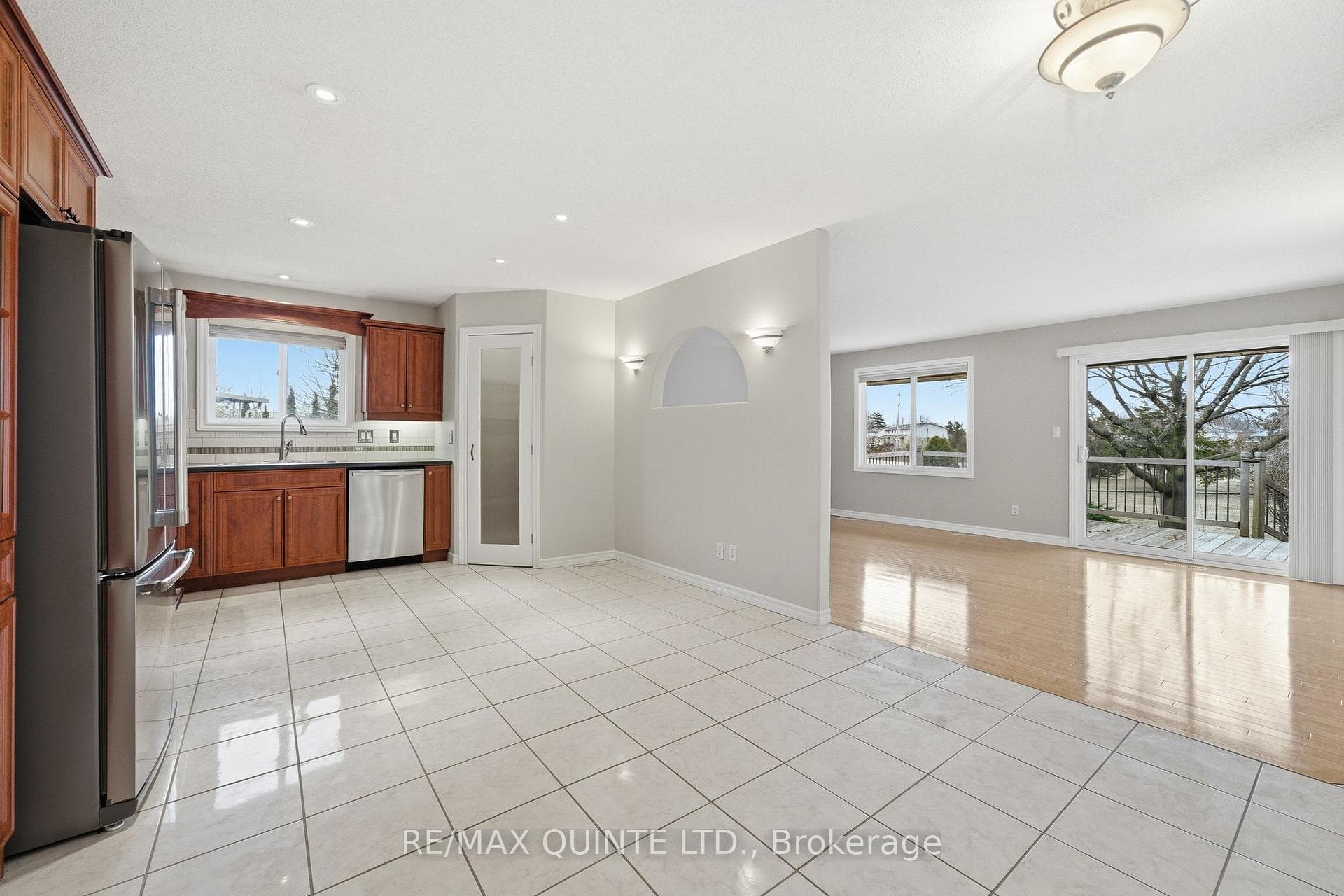 24 Britton Place photo 13