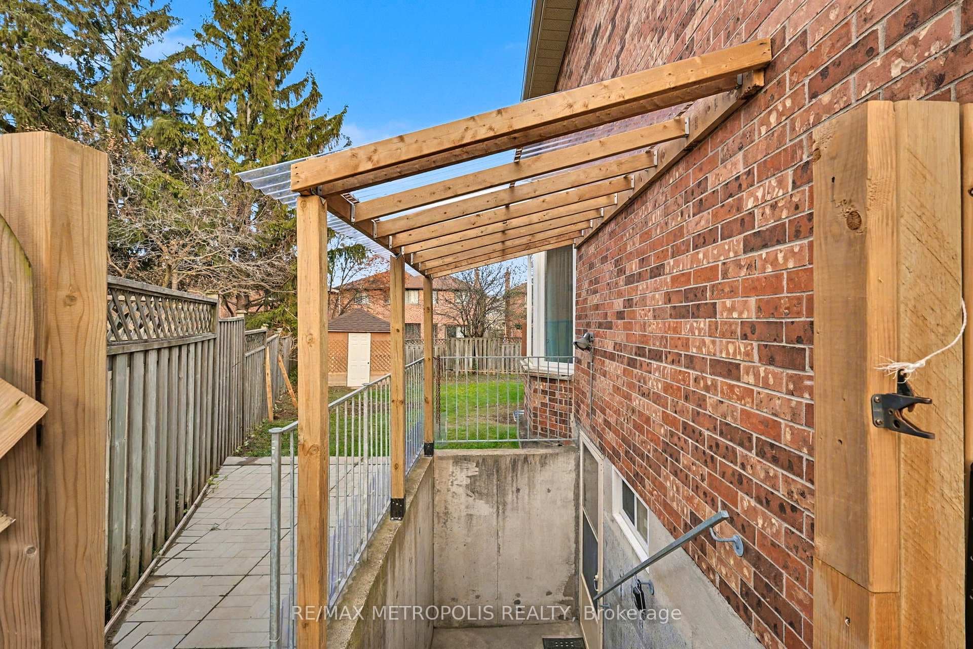 1105 Petunia Place Unit BSMT photo 25