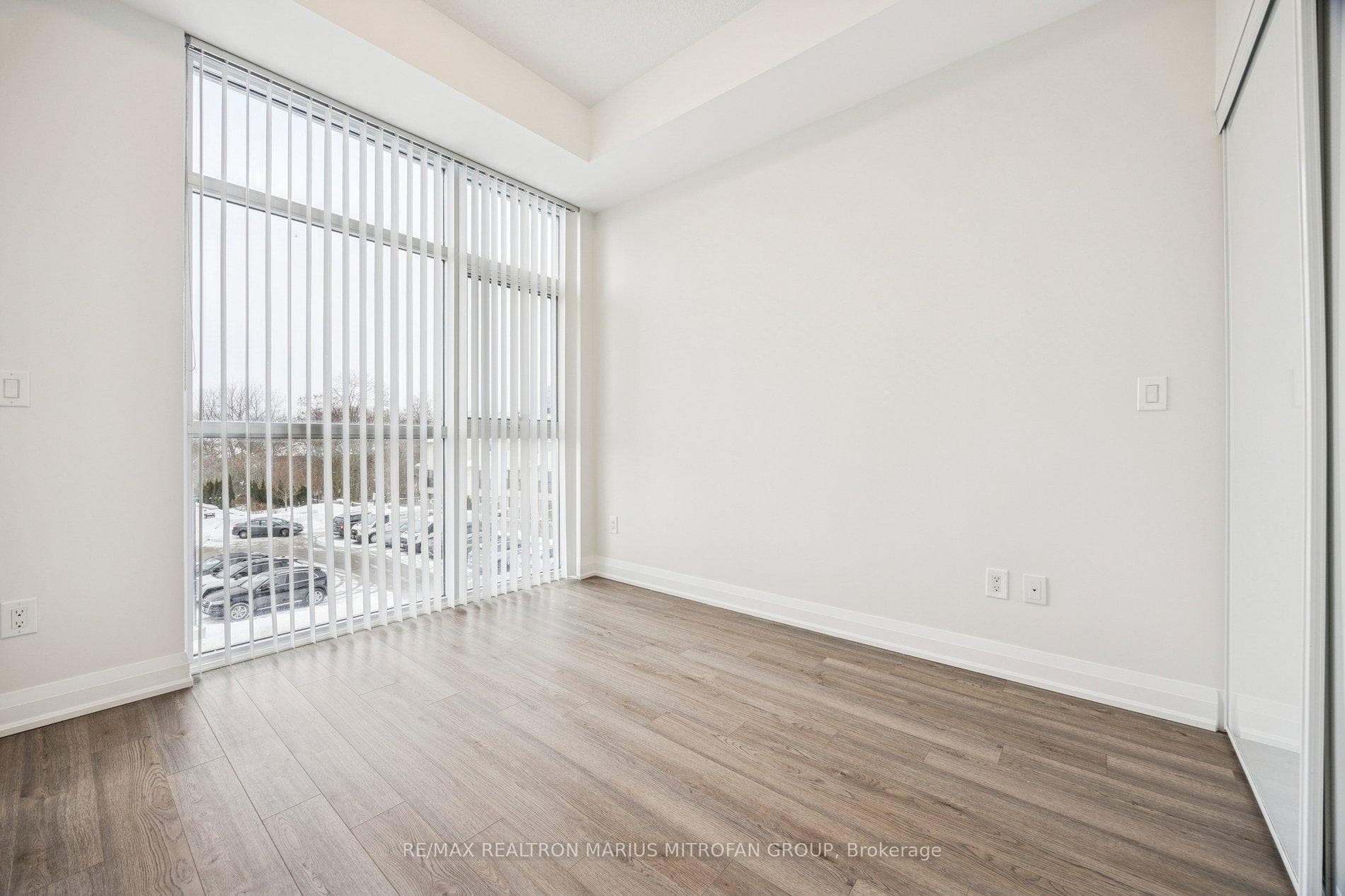 8763 Bayview Avenue Unit 205 photo 25