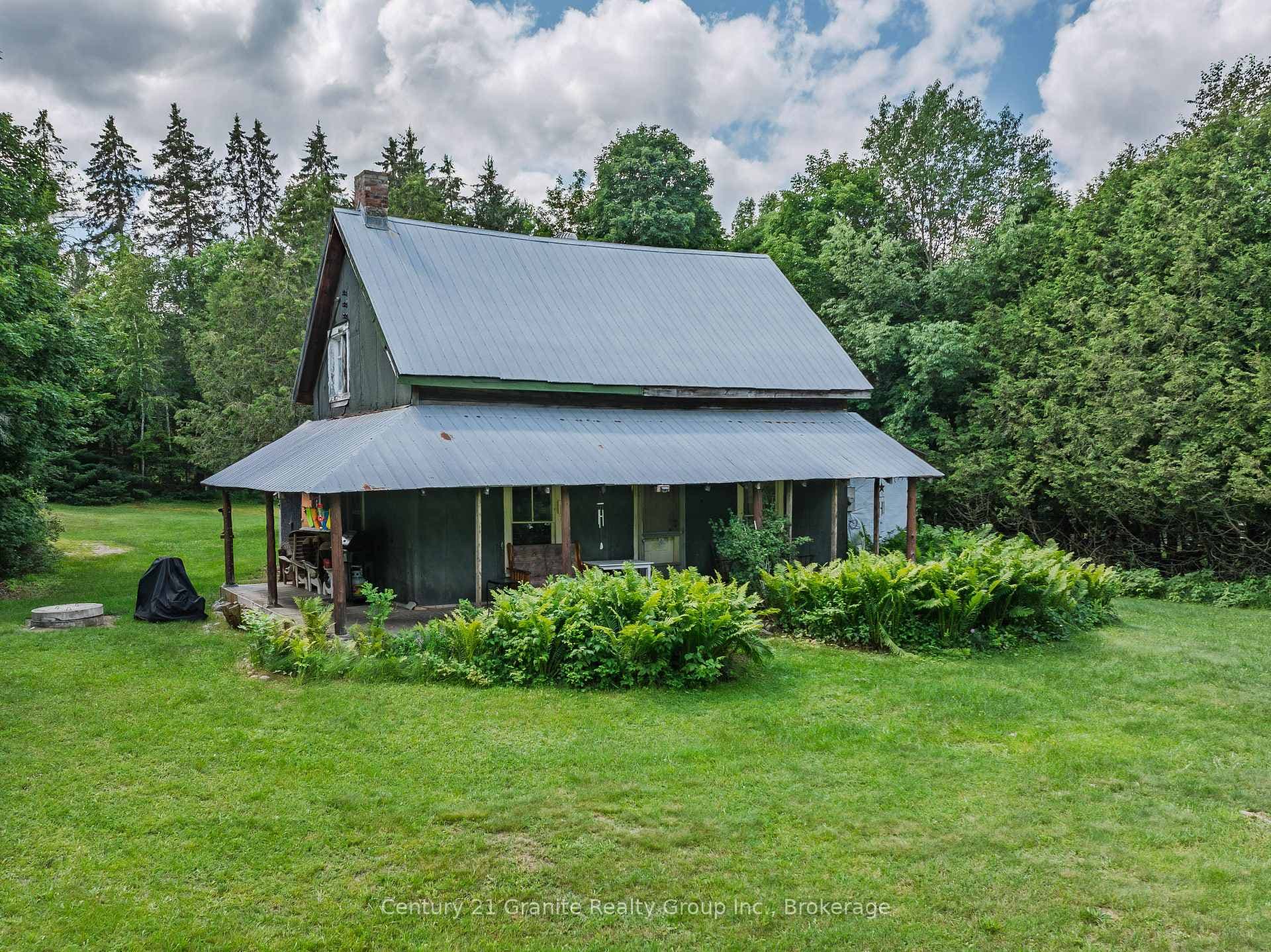 1745 Ingoldsby Road photo 2