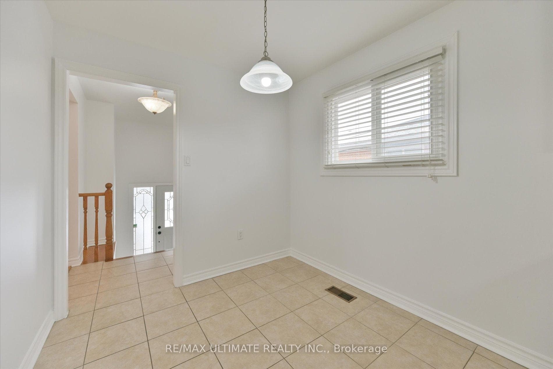297 Thrace Avenue photo 24