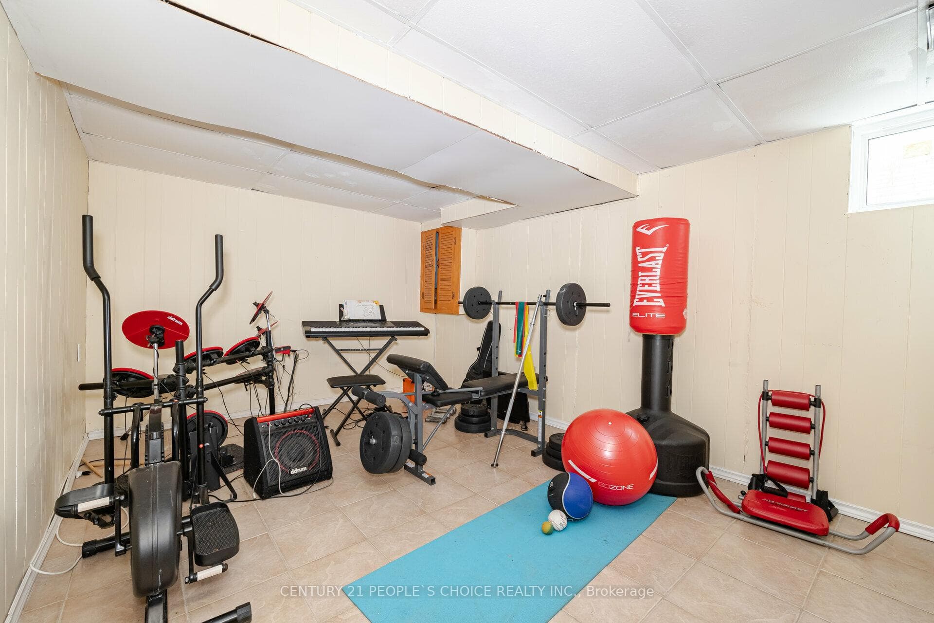 57 Carisbrooke Court photo 27