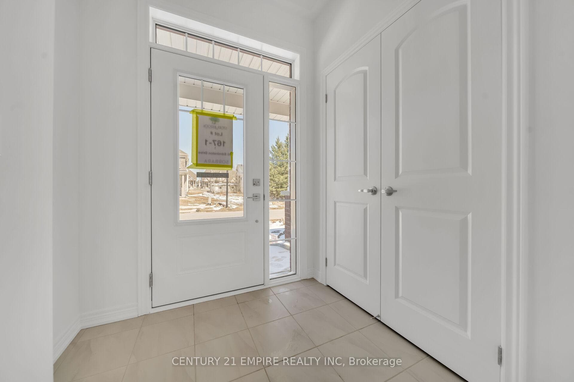 35 Edminston Drive photo 5