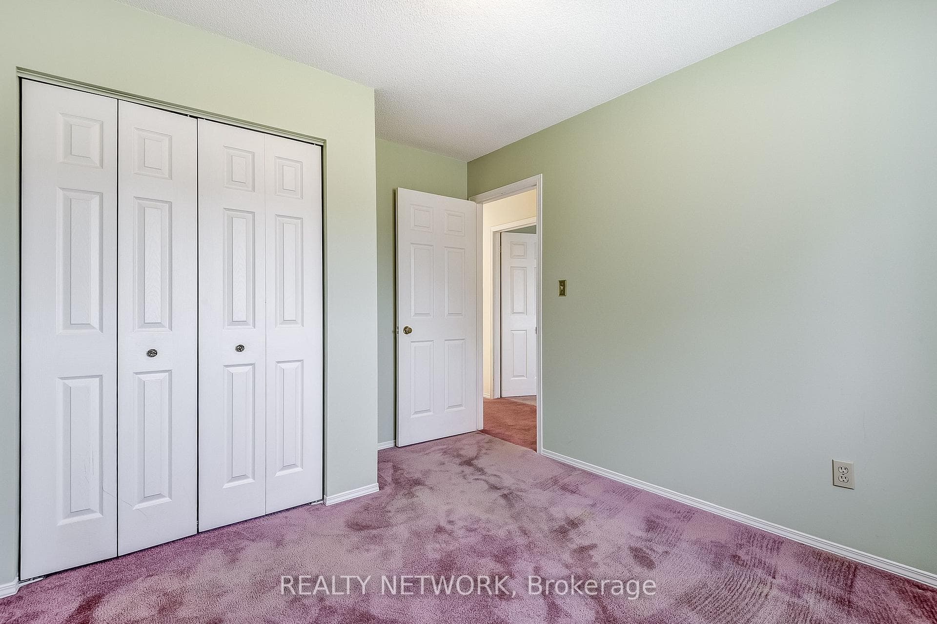 31 Kinross Street Unit 19 photo 20