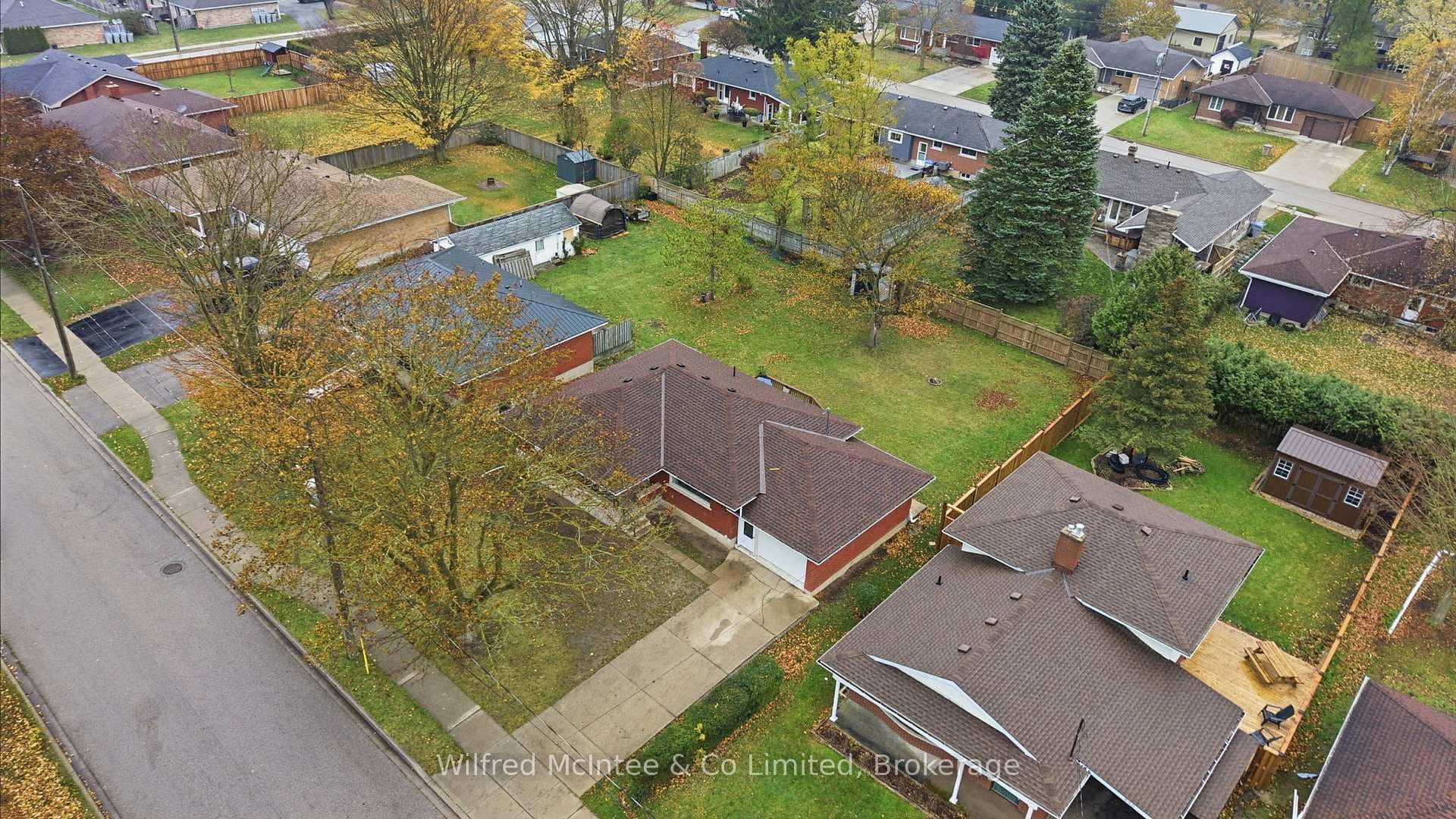 856 York Avenue photo 2