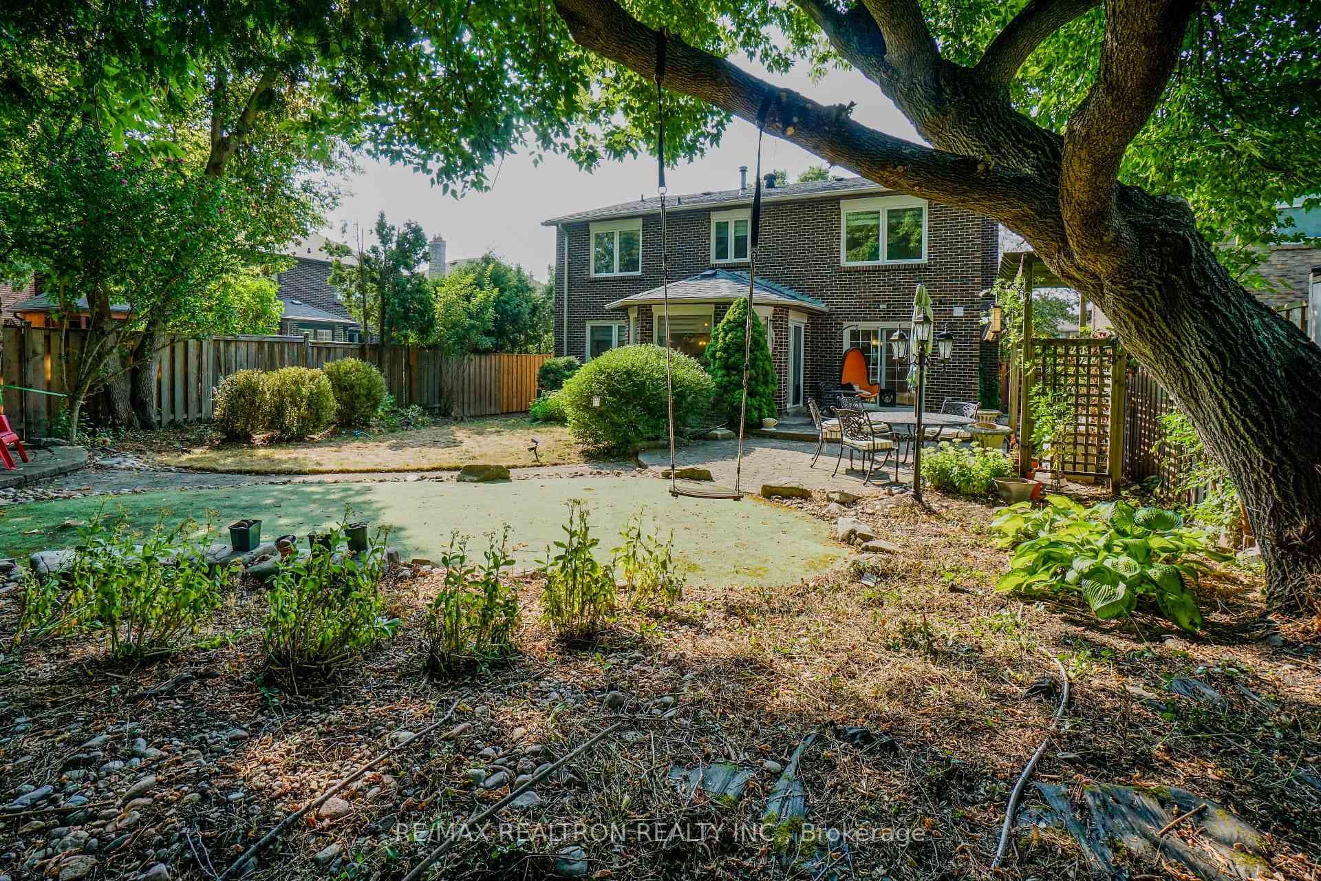 206 Carlton Road photo 45