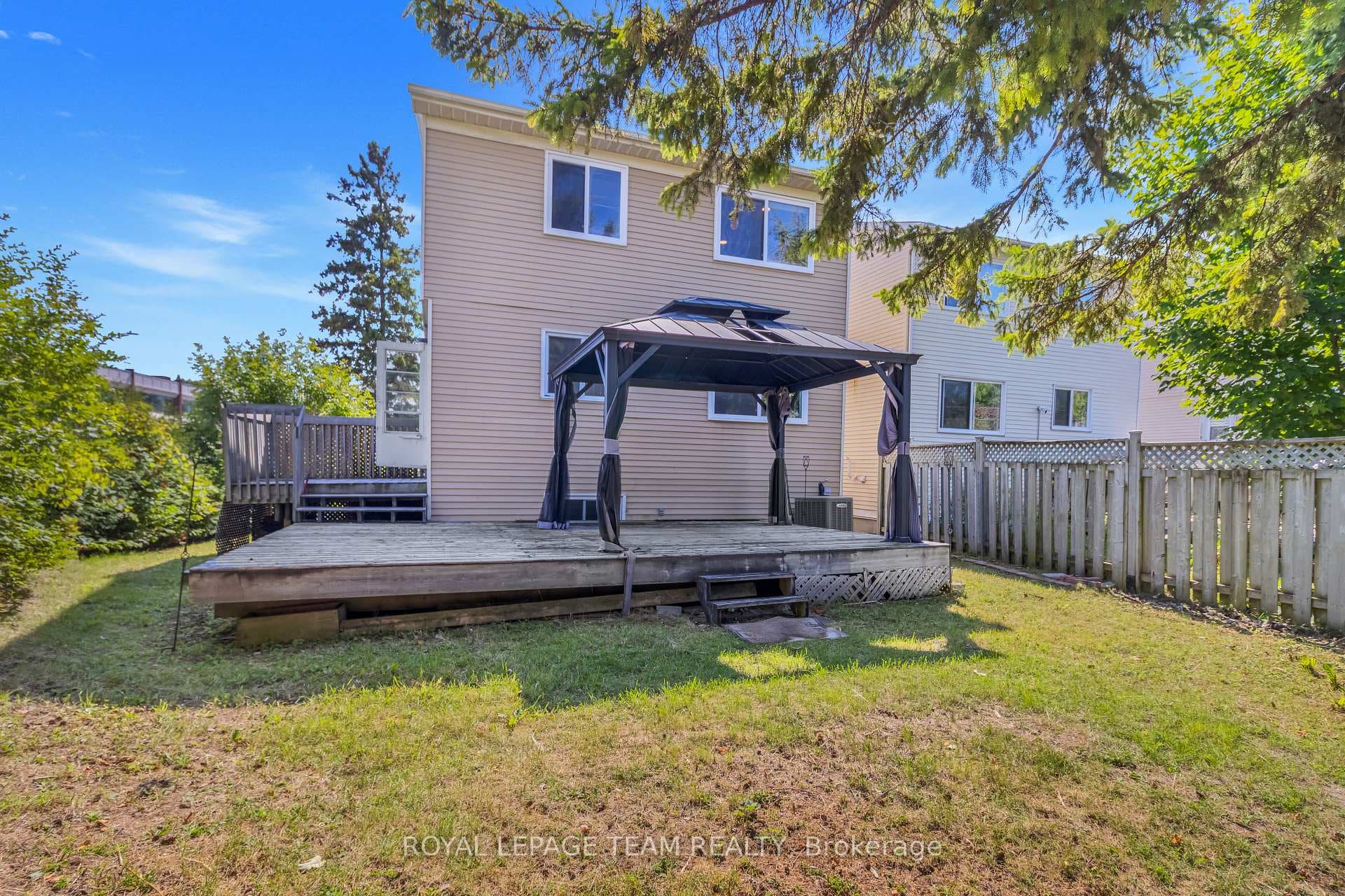 2 Brookhaven Court photo 31