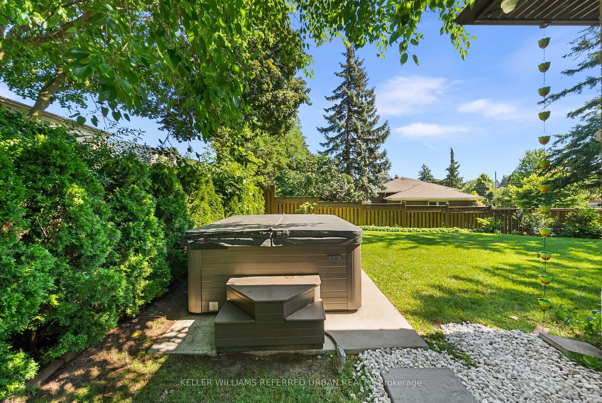 115 Bonnyview Drive photo 44