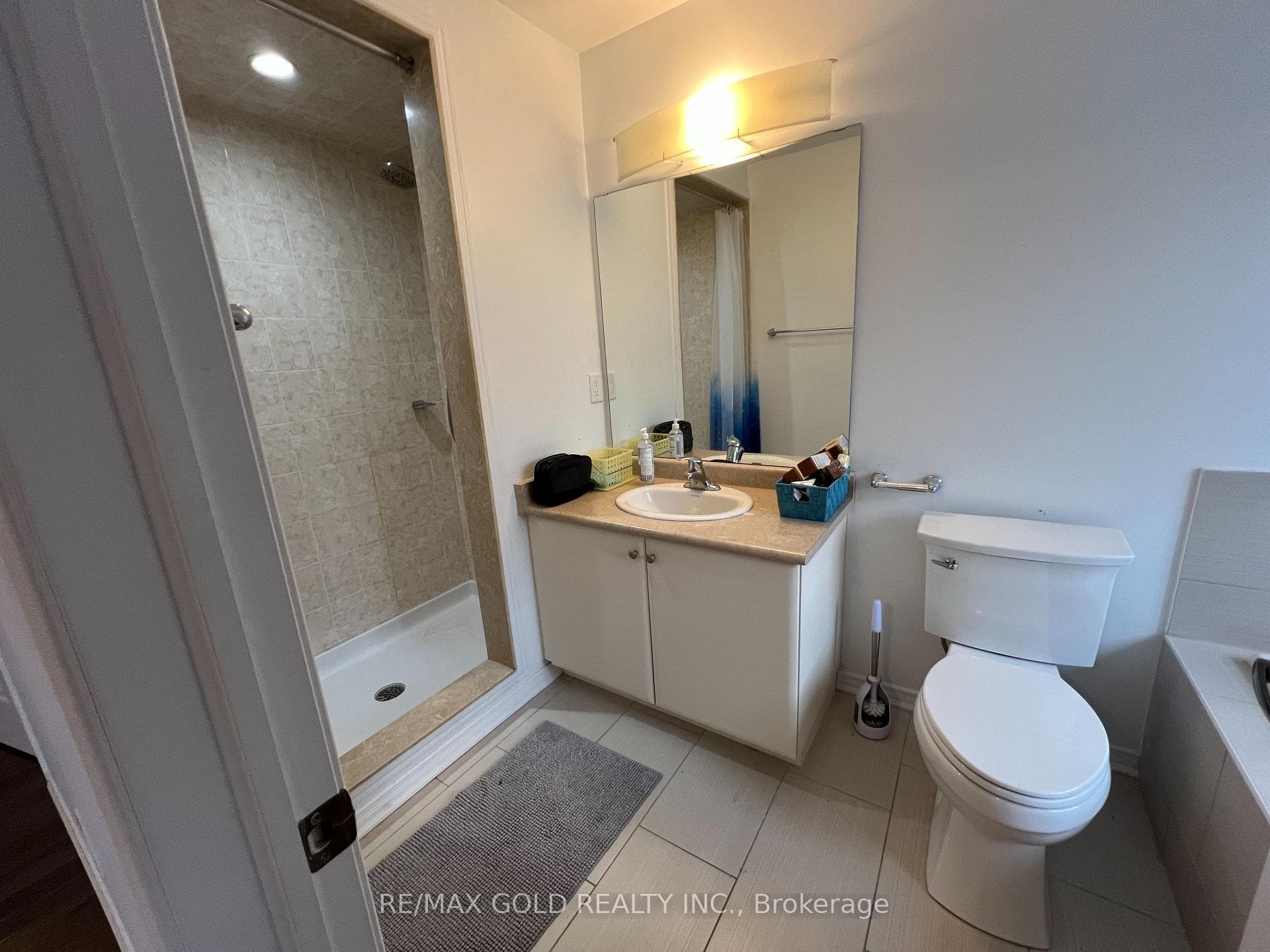 43 Arnold Marshall Boulevard photo 15