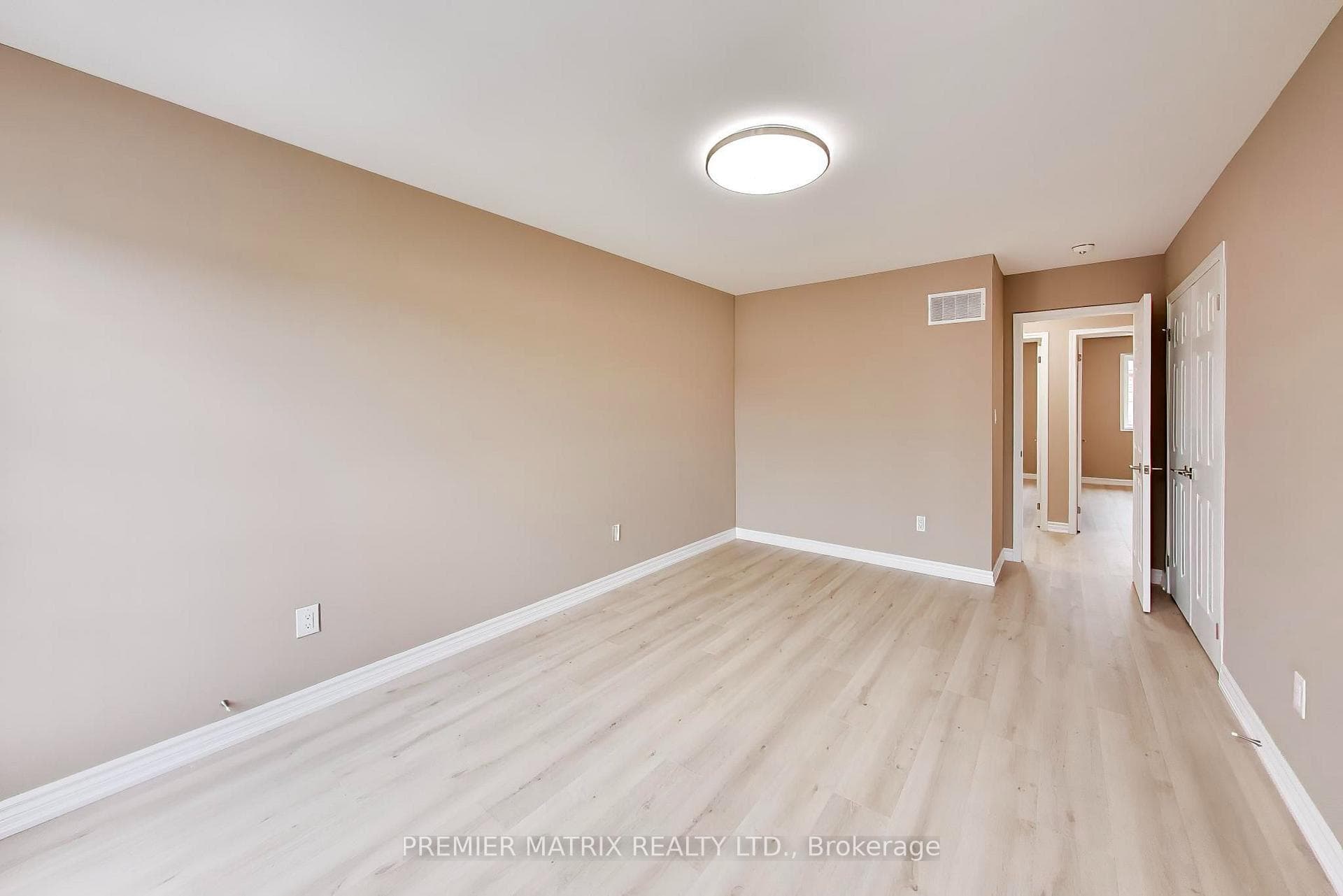 37 Shiff Crescent photo 21