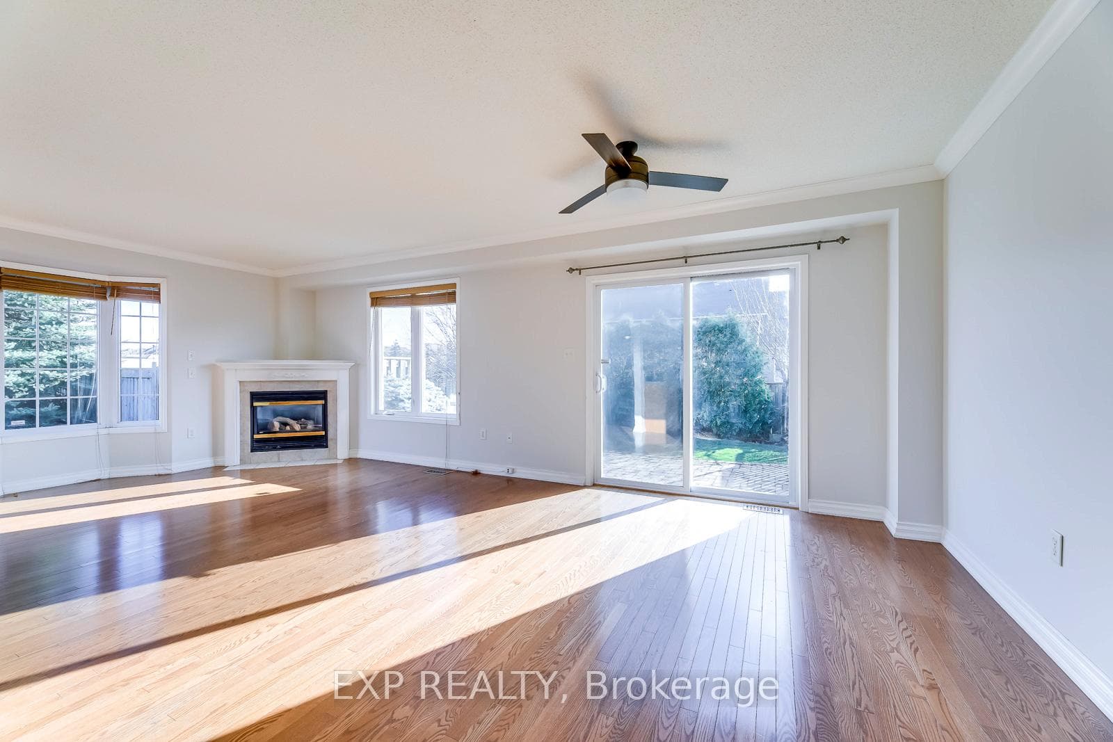 2376 Highcroft Road photo 20