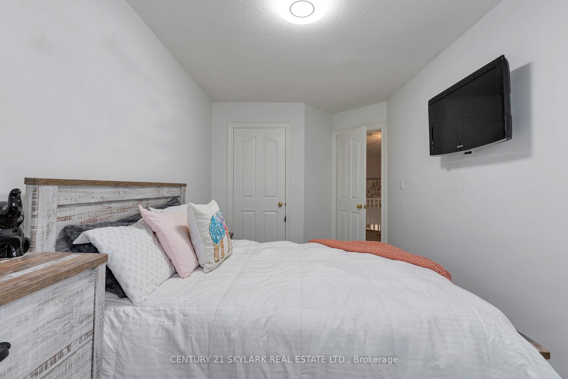10 Cadham Boulevard Unit 18 photo 24