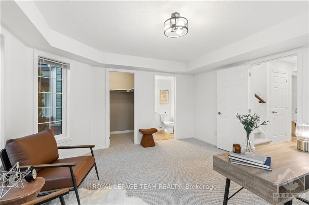 716 MALOJA Way photo 5