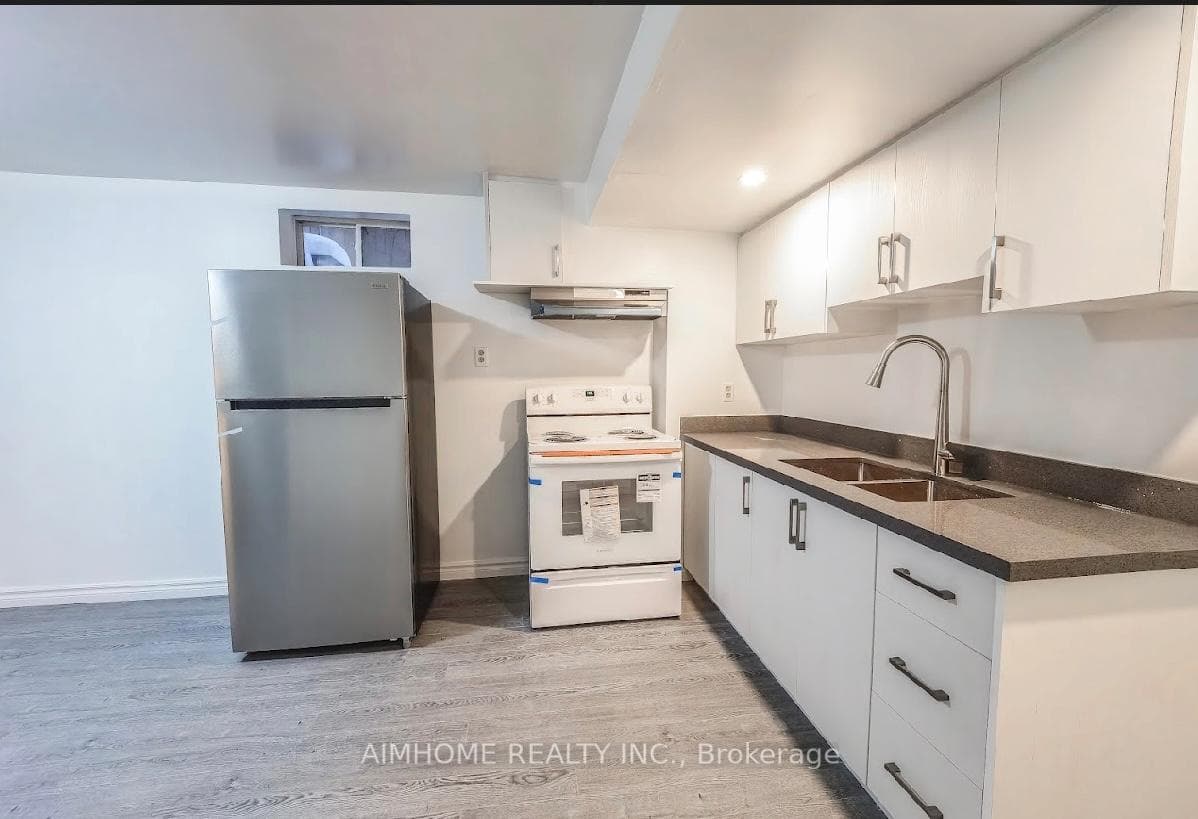 628 Doubletree Lane photo 1